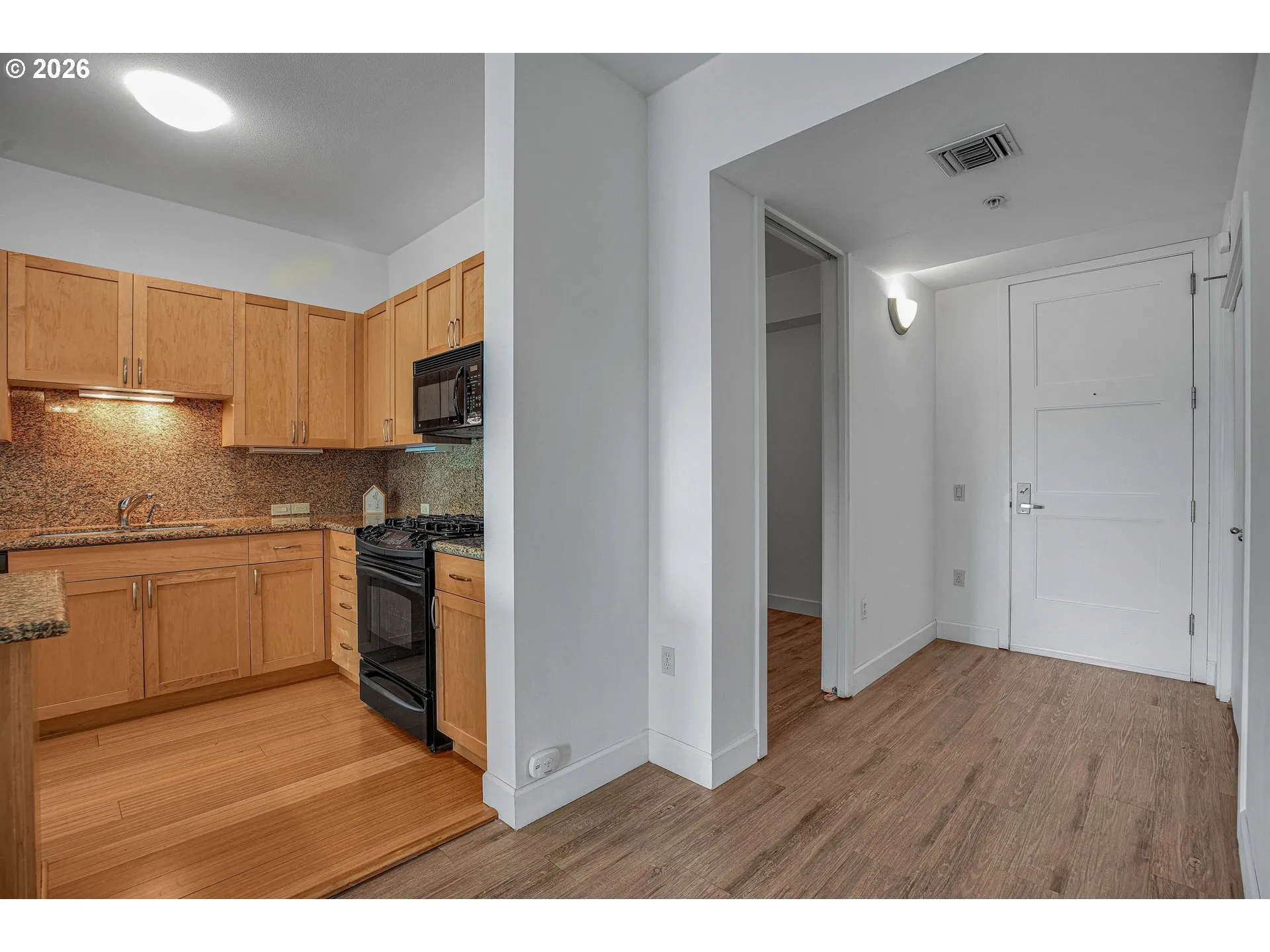 Entrance/Foyer