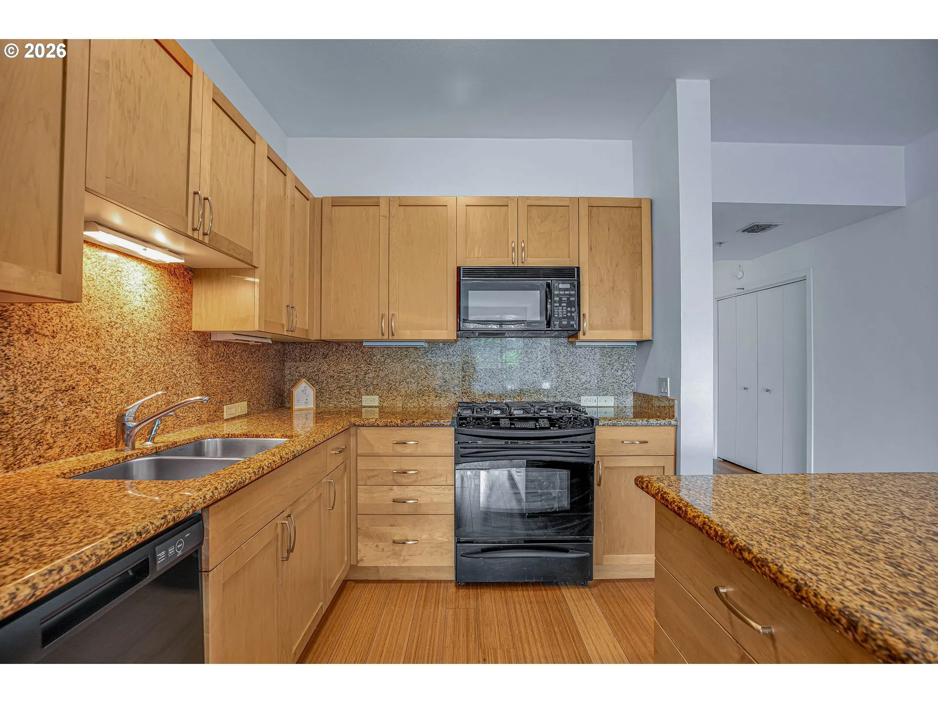 Kitchen-Oven