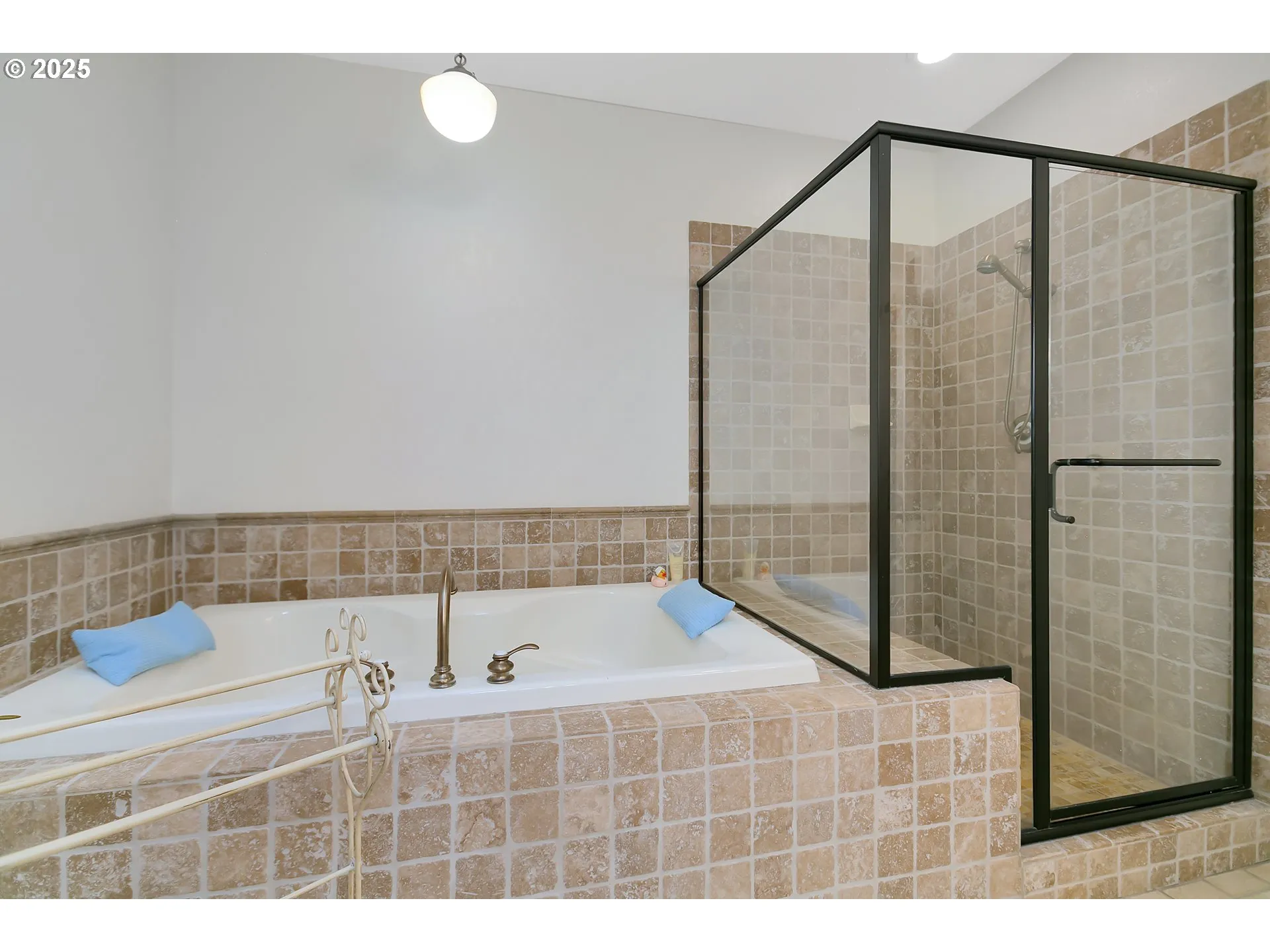 En Suite Bathroom