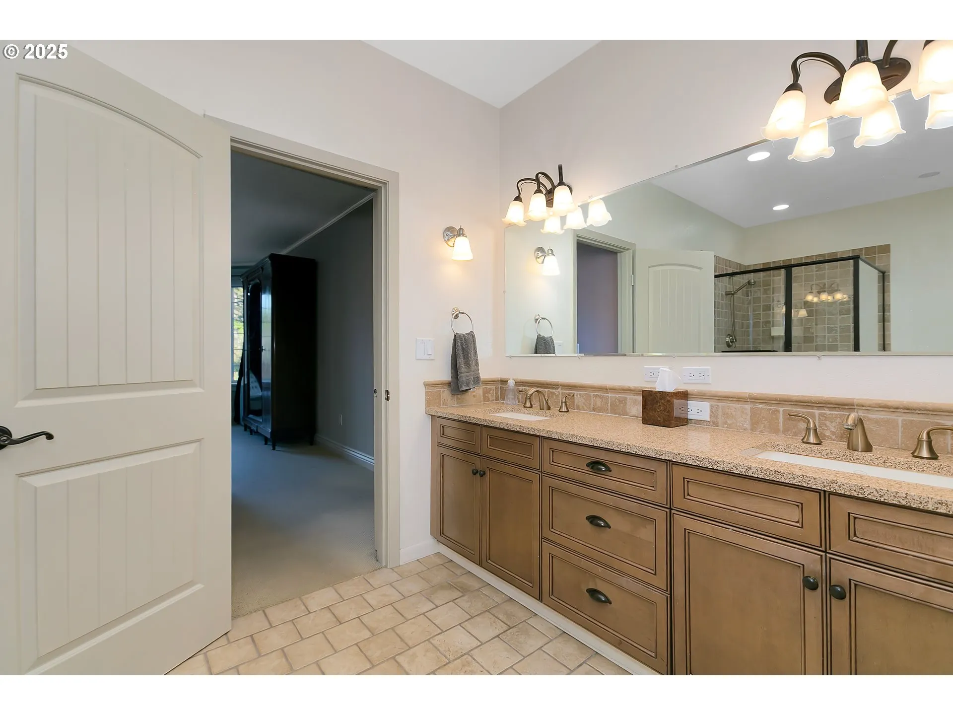 En Suite Bathroom