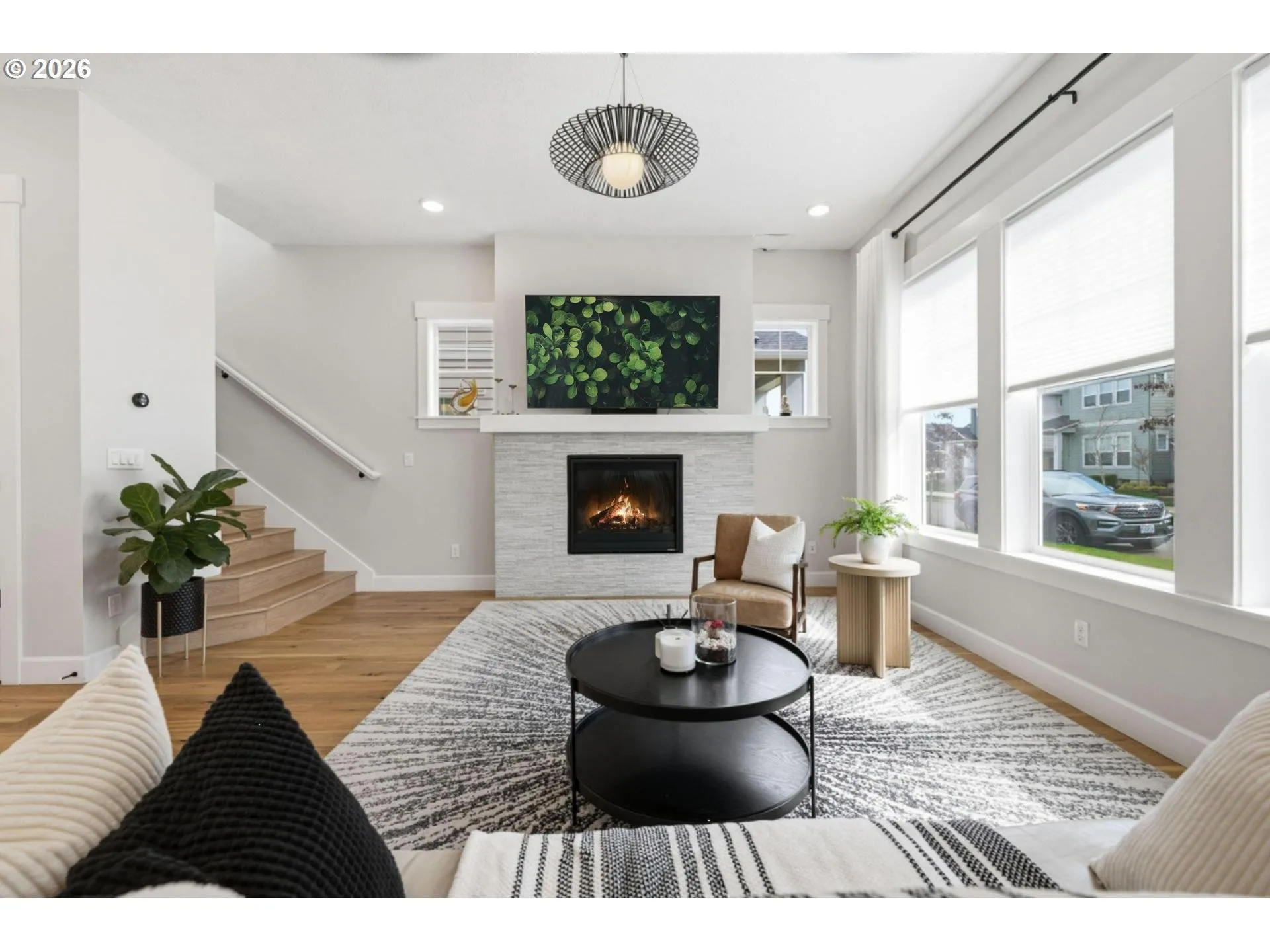 Living Room-Fireplace