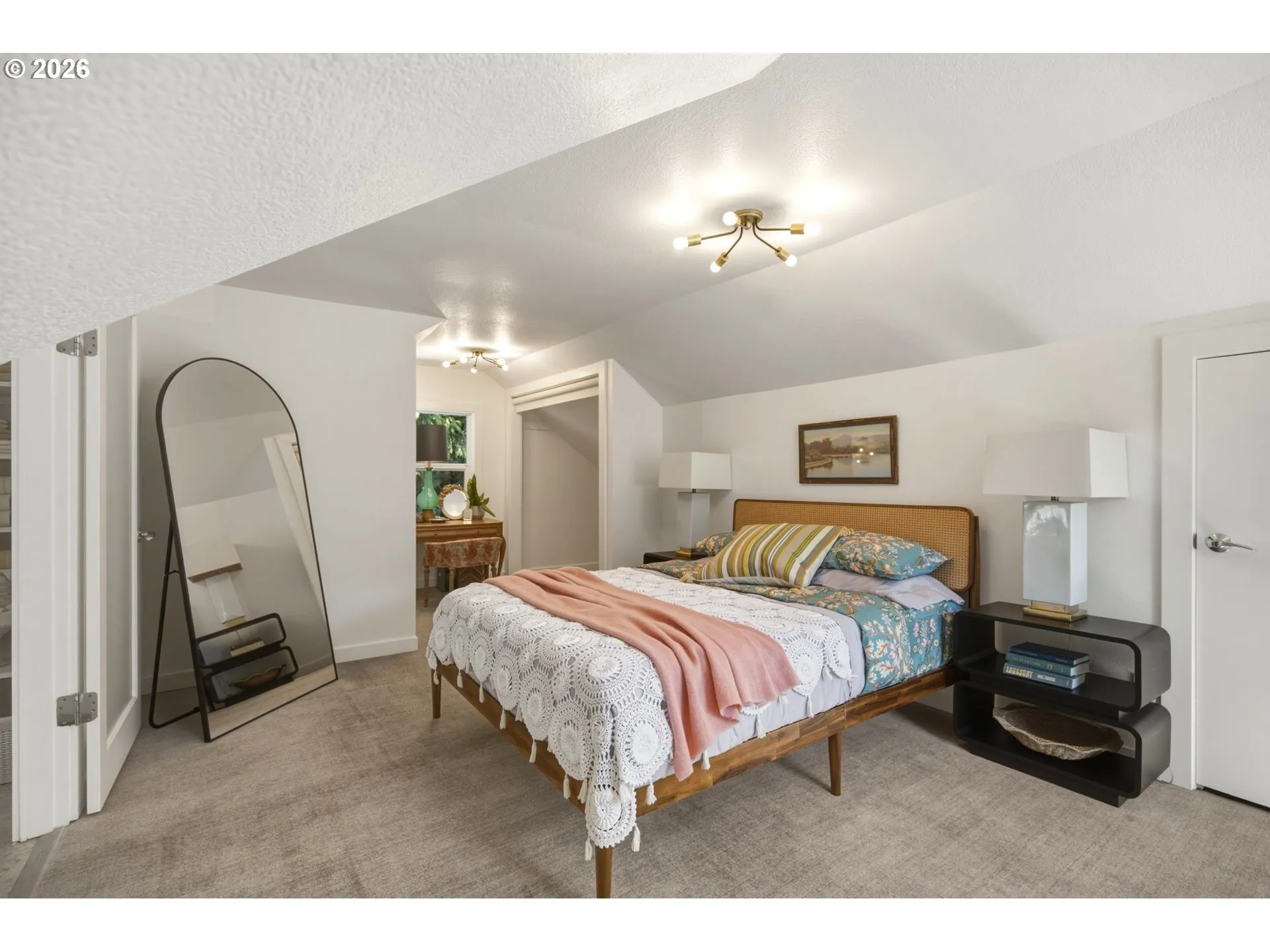 Bedroom, Primary-Upper