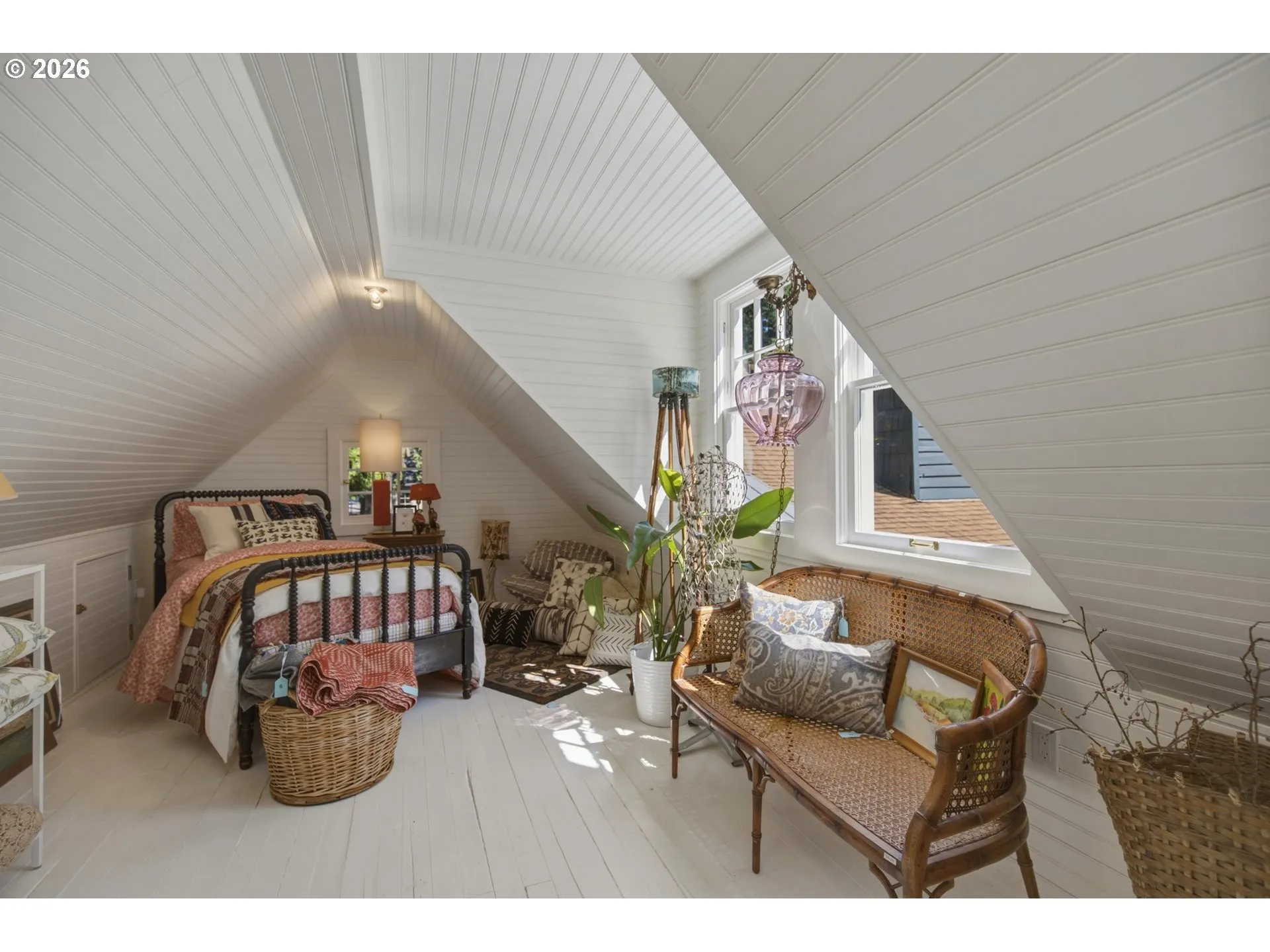 Bonus Room-Upper