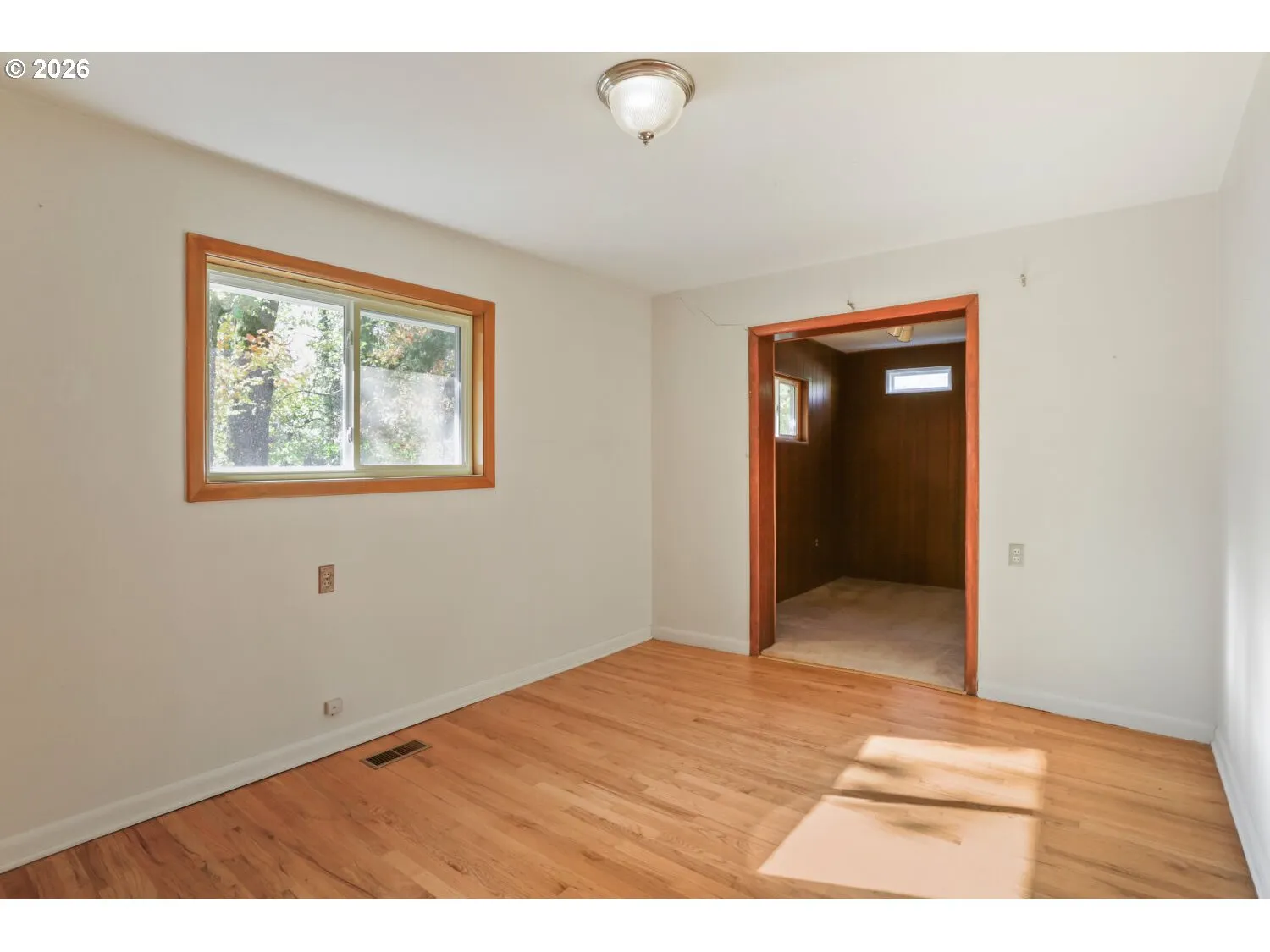 Bedroom, Primary