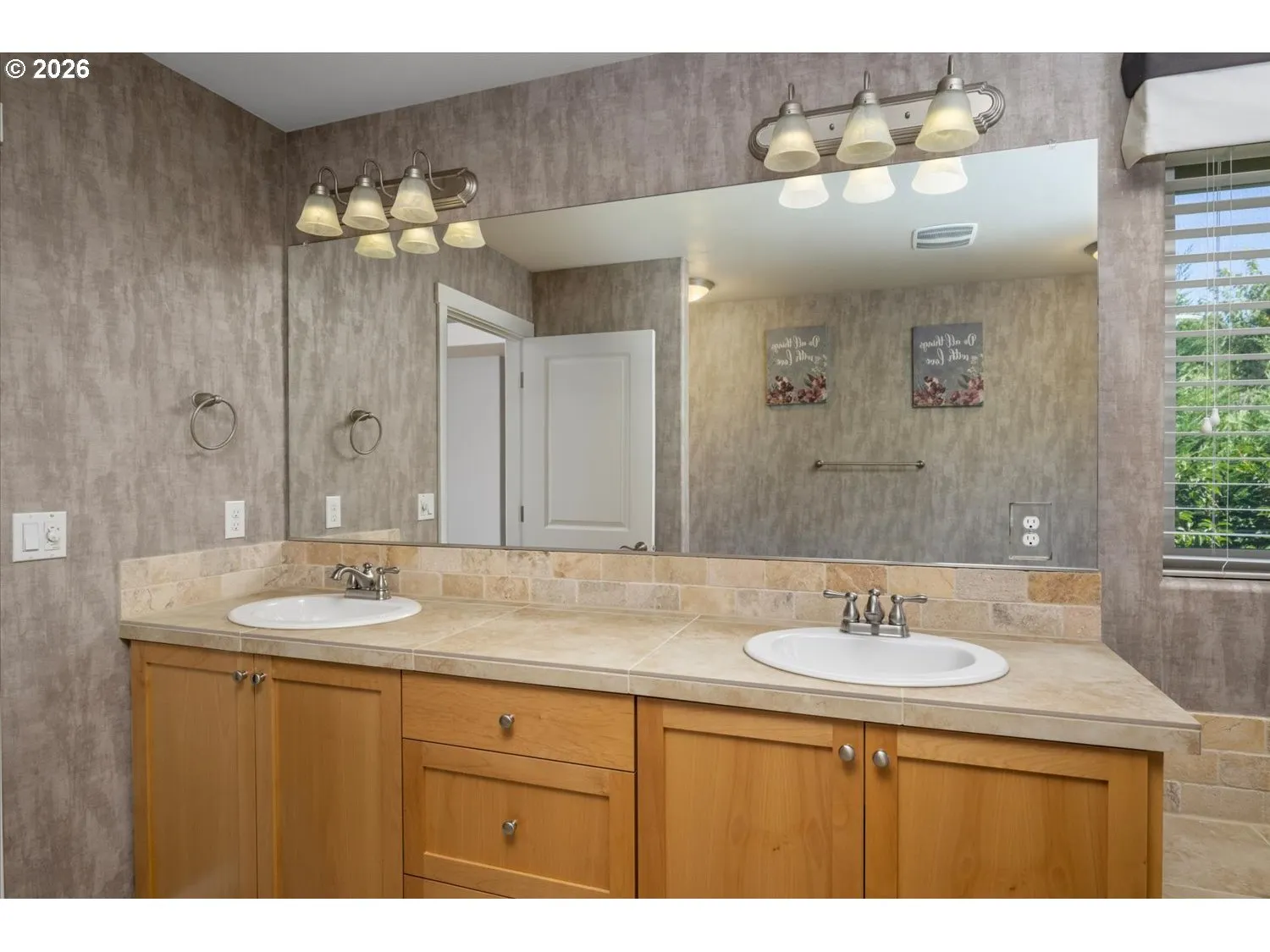 Bathroom, Attached-Double Sinks