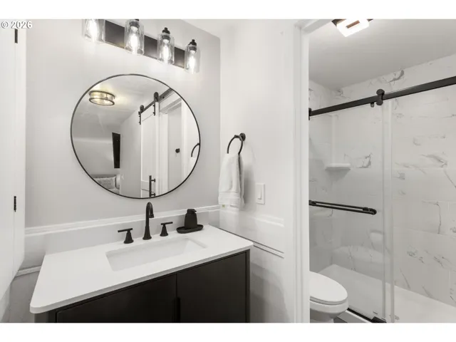 Owner's Suite Bathroom