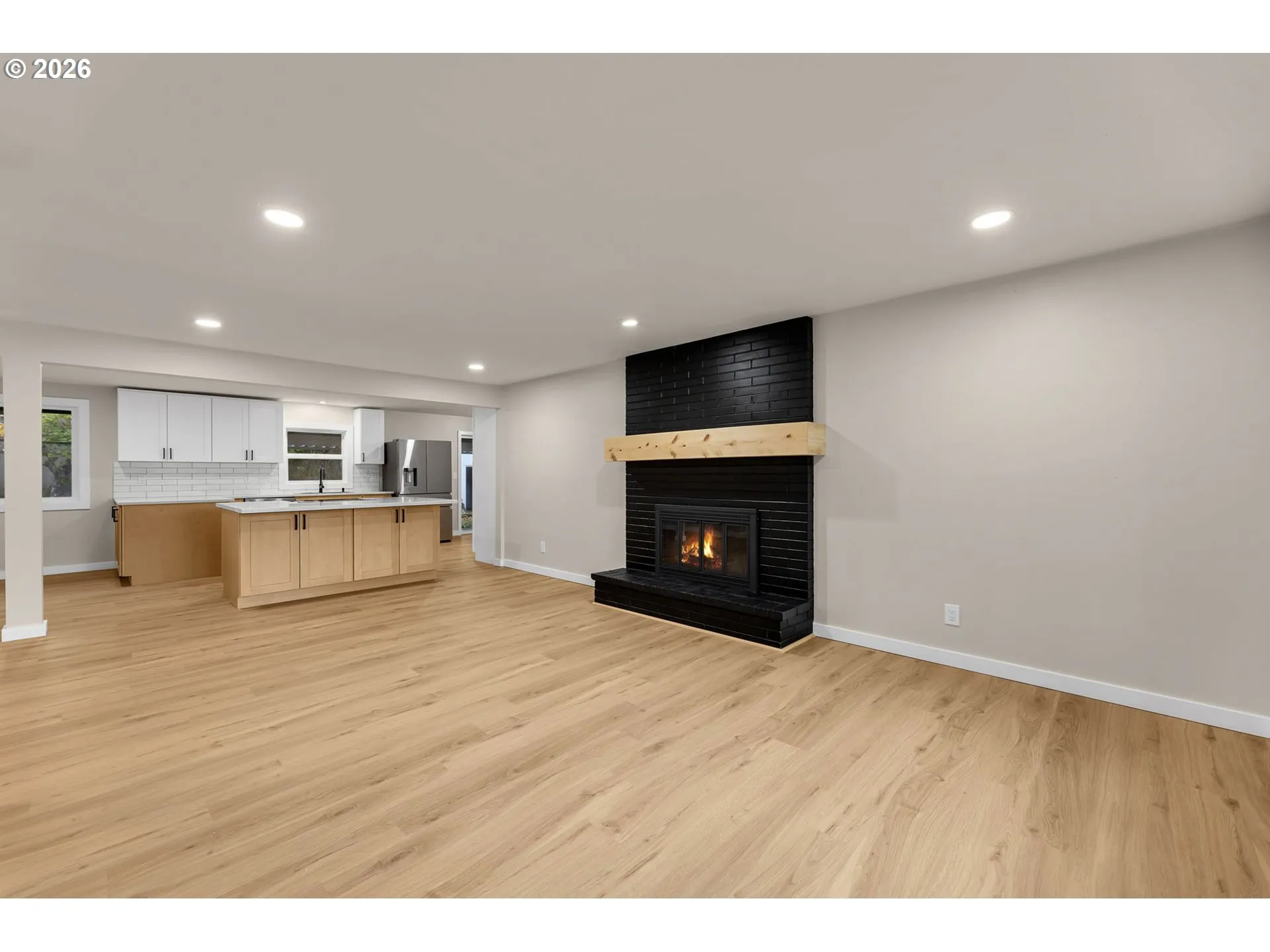 Living Room-Fireplace