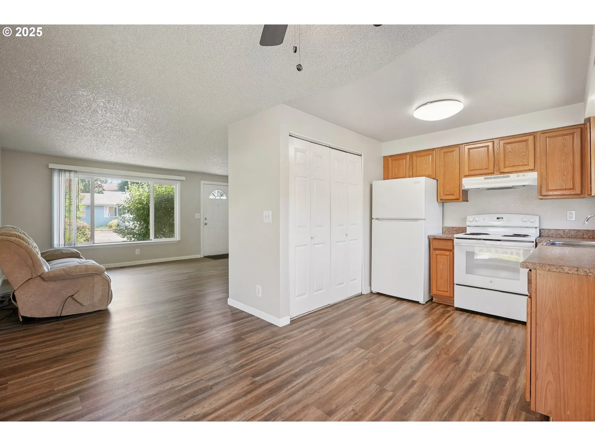 Kitchen/Living Room