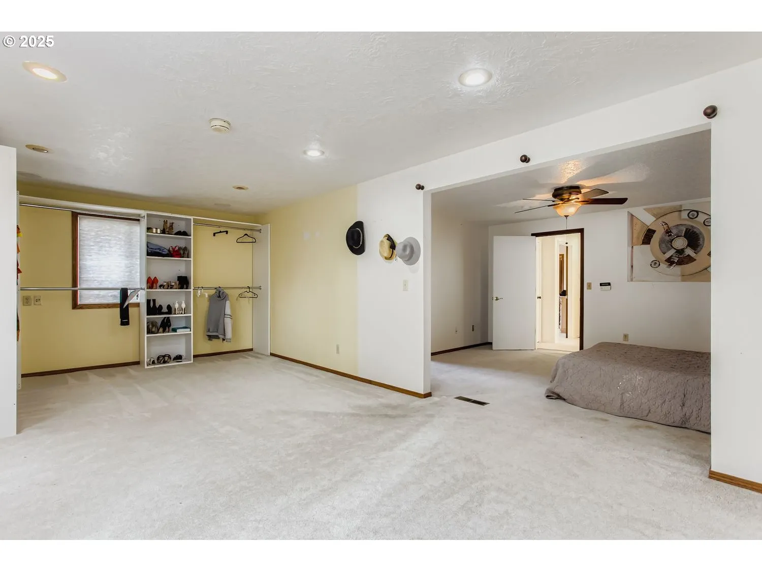 Primary Bedroom-Upper