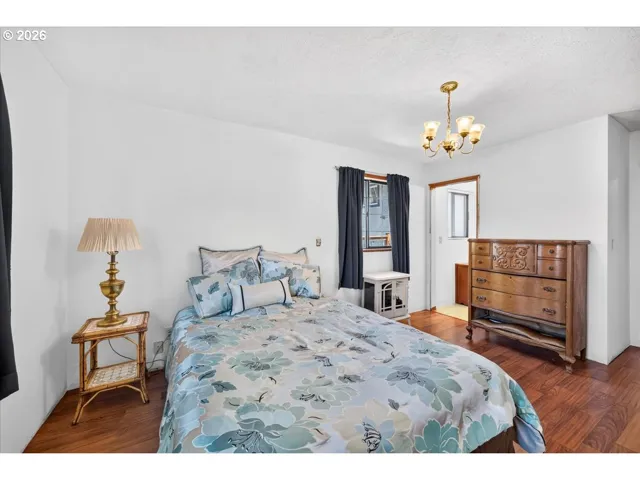Owner's Suite Bedroom