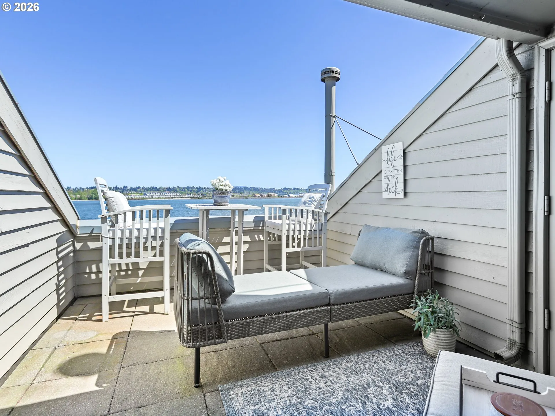 Deck-Main