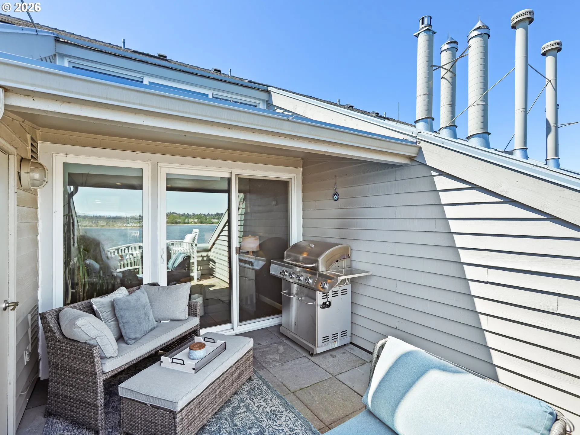 Deck-Main