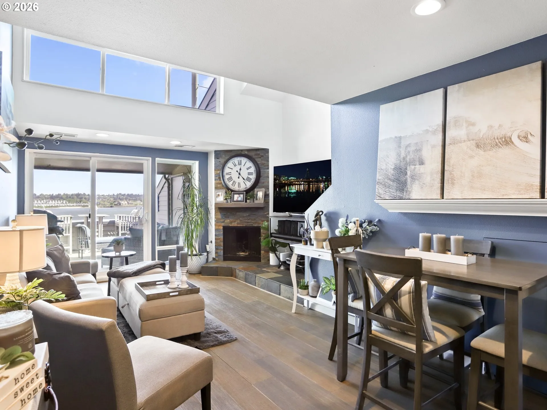 Living Room/Dining Room