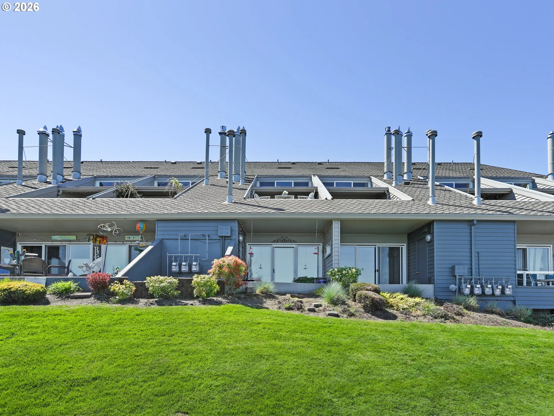 Yard-Back