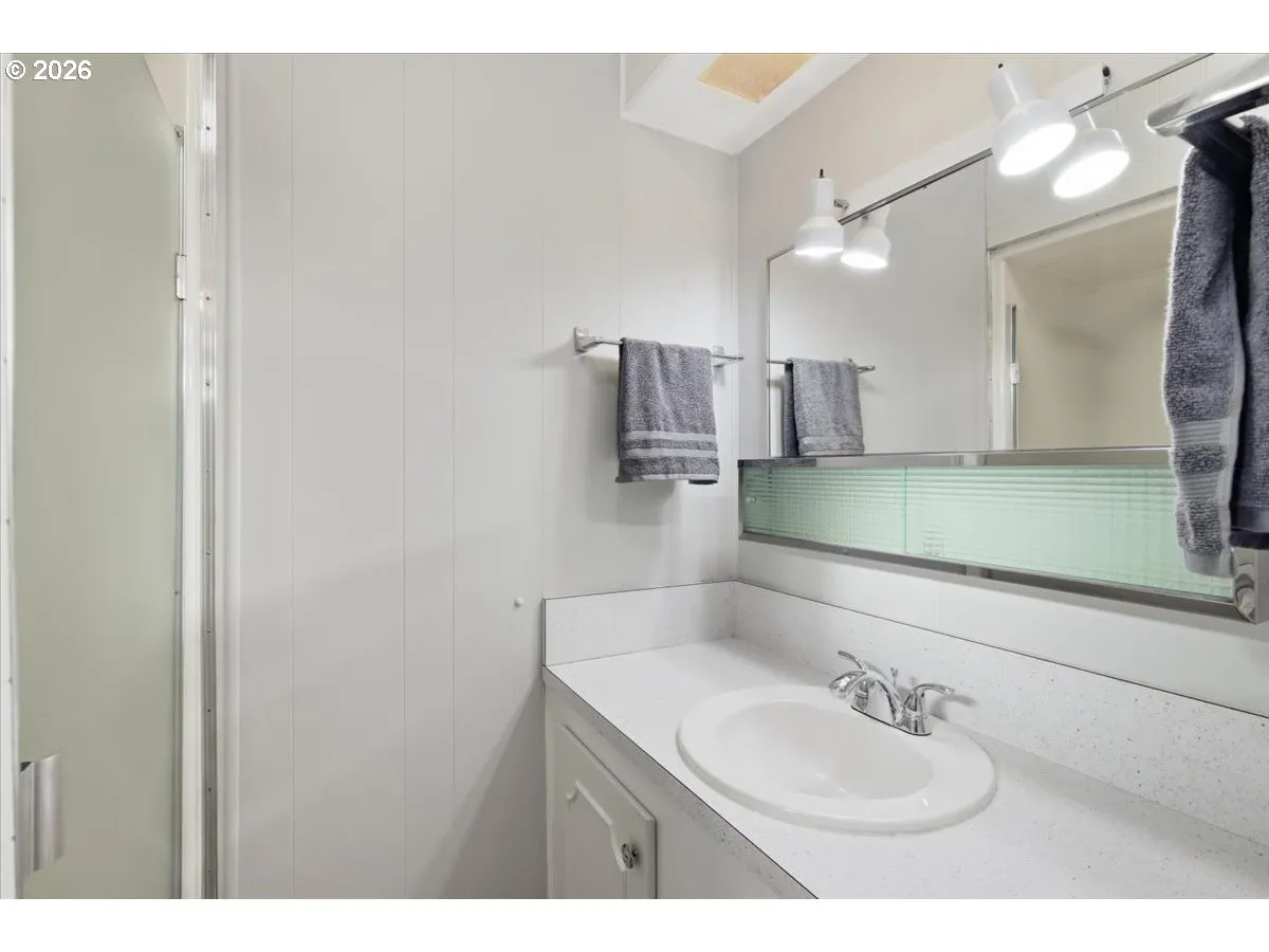 Primary Bedroom-Attached Bathroom