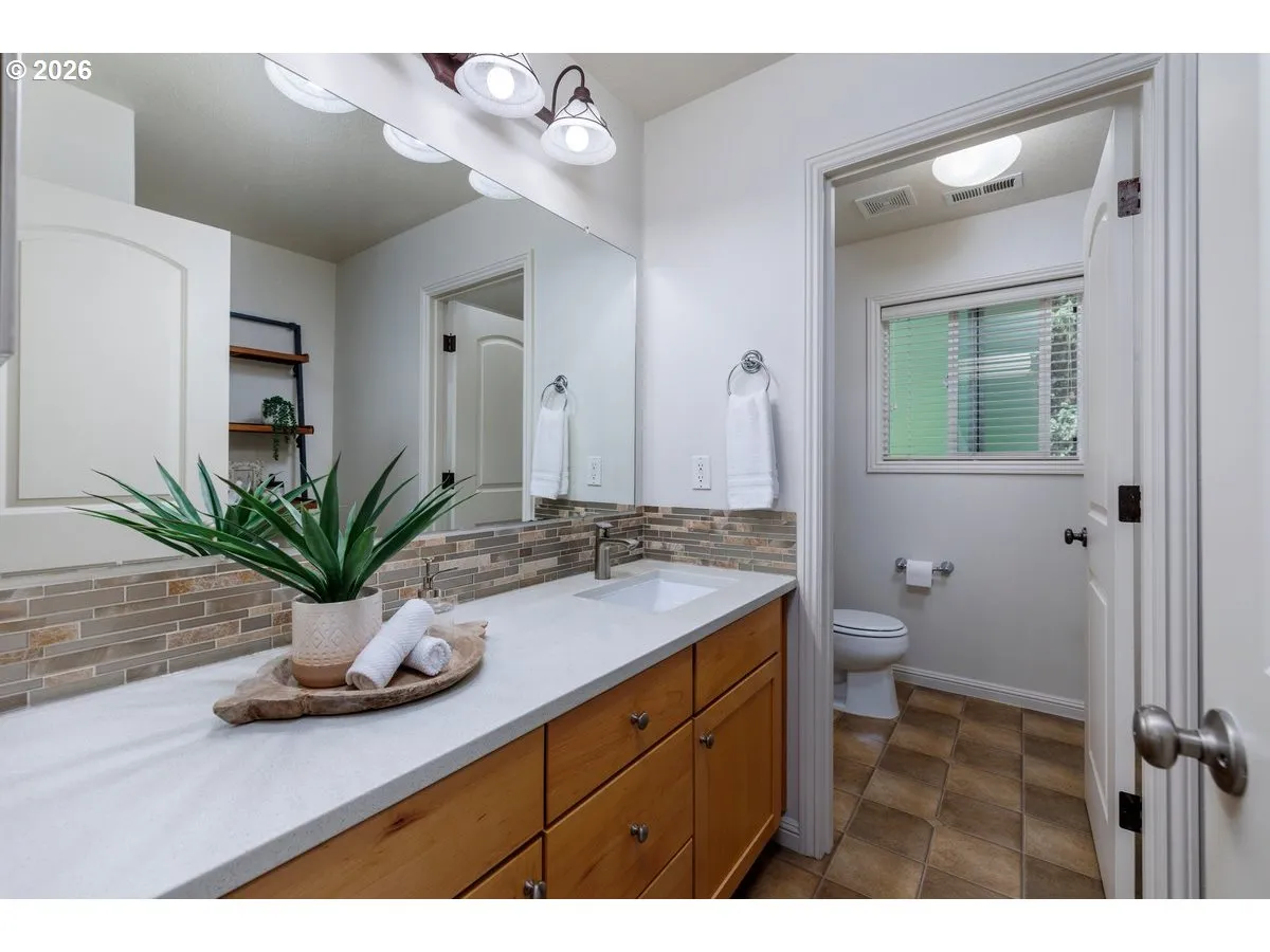 Bathroom-Hall