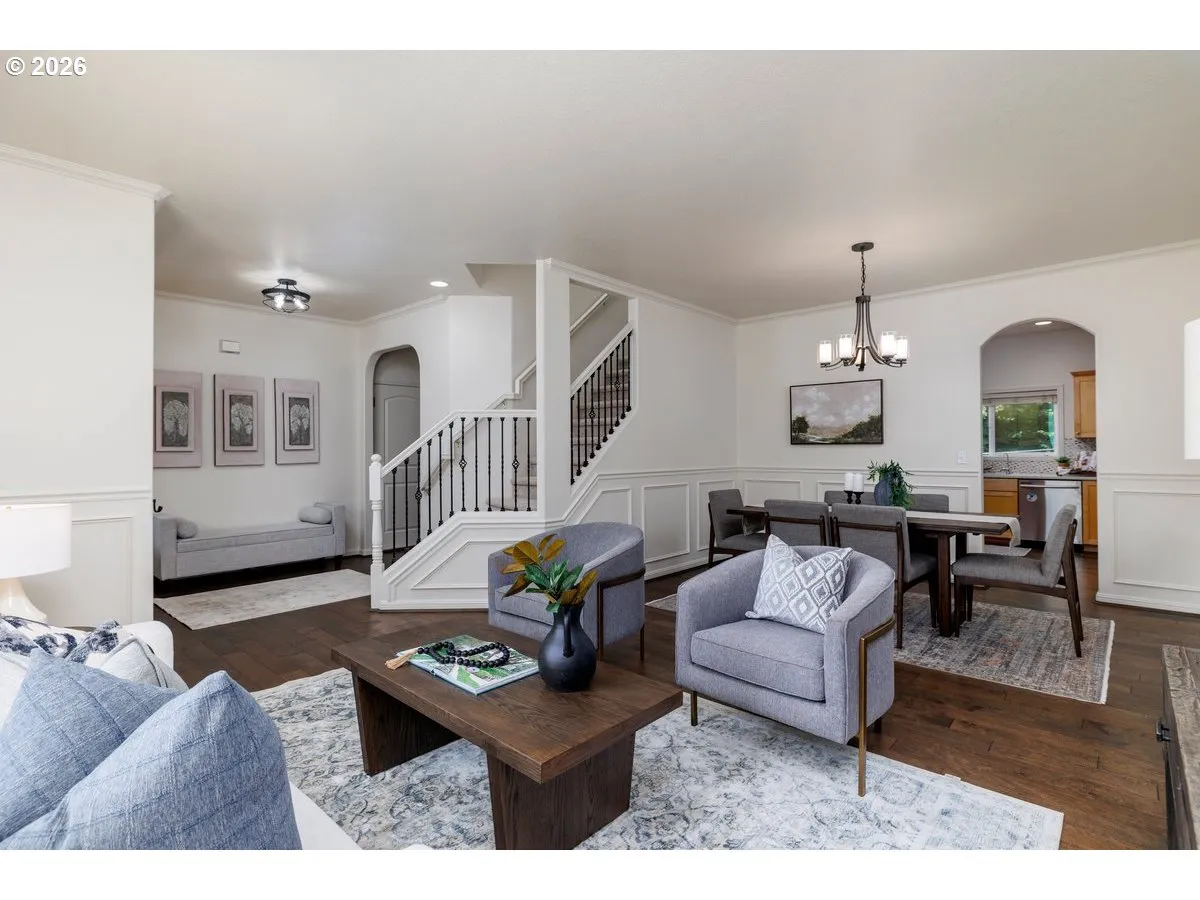 Living Room/Dining Room