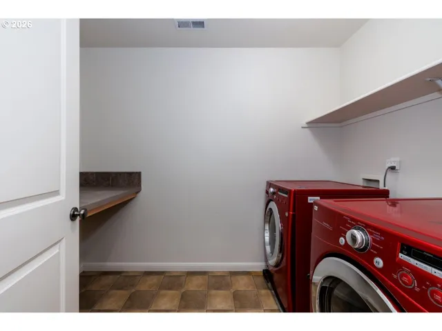 Laundry-Upper