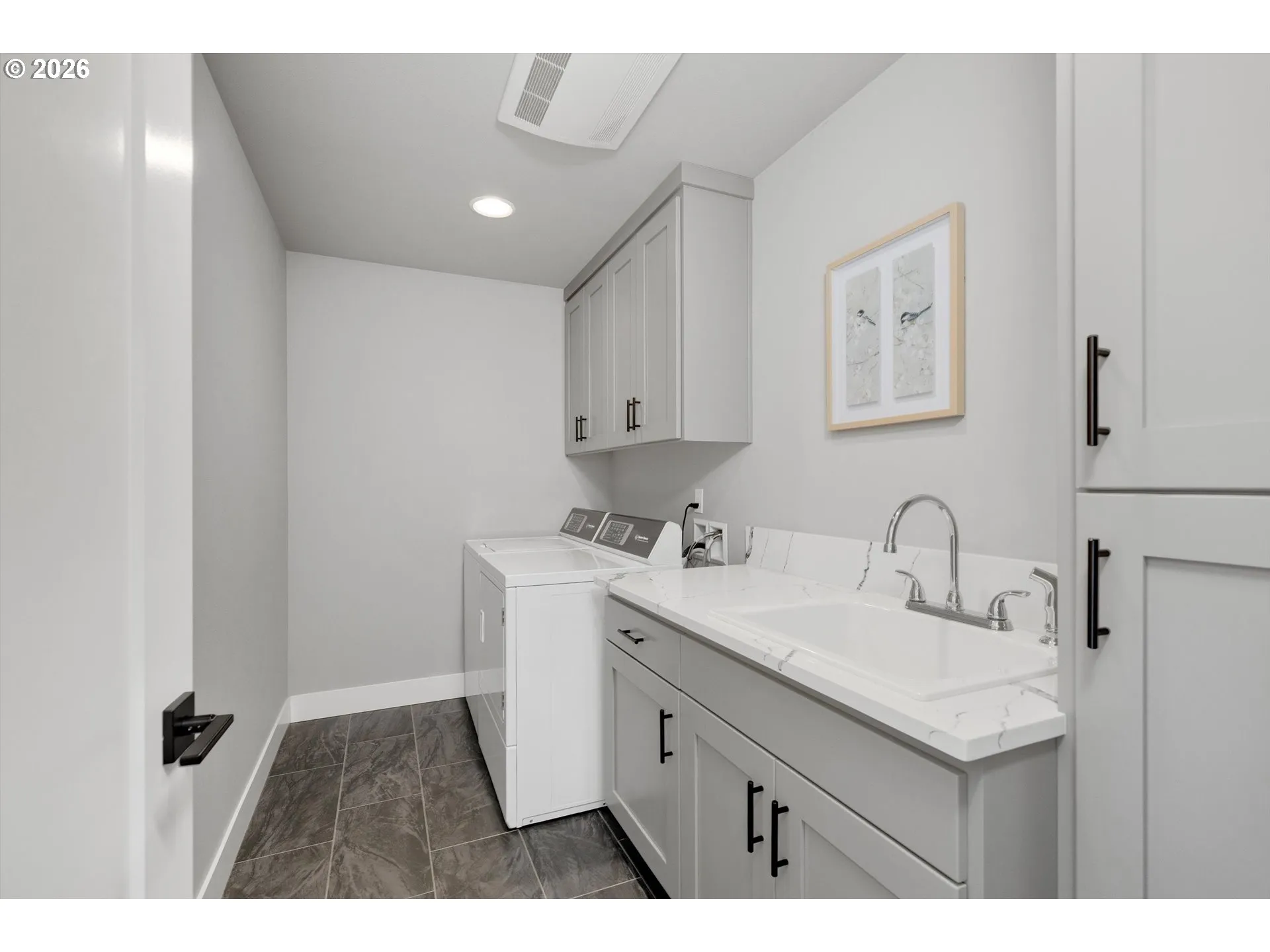 Laundry-Upper