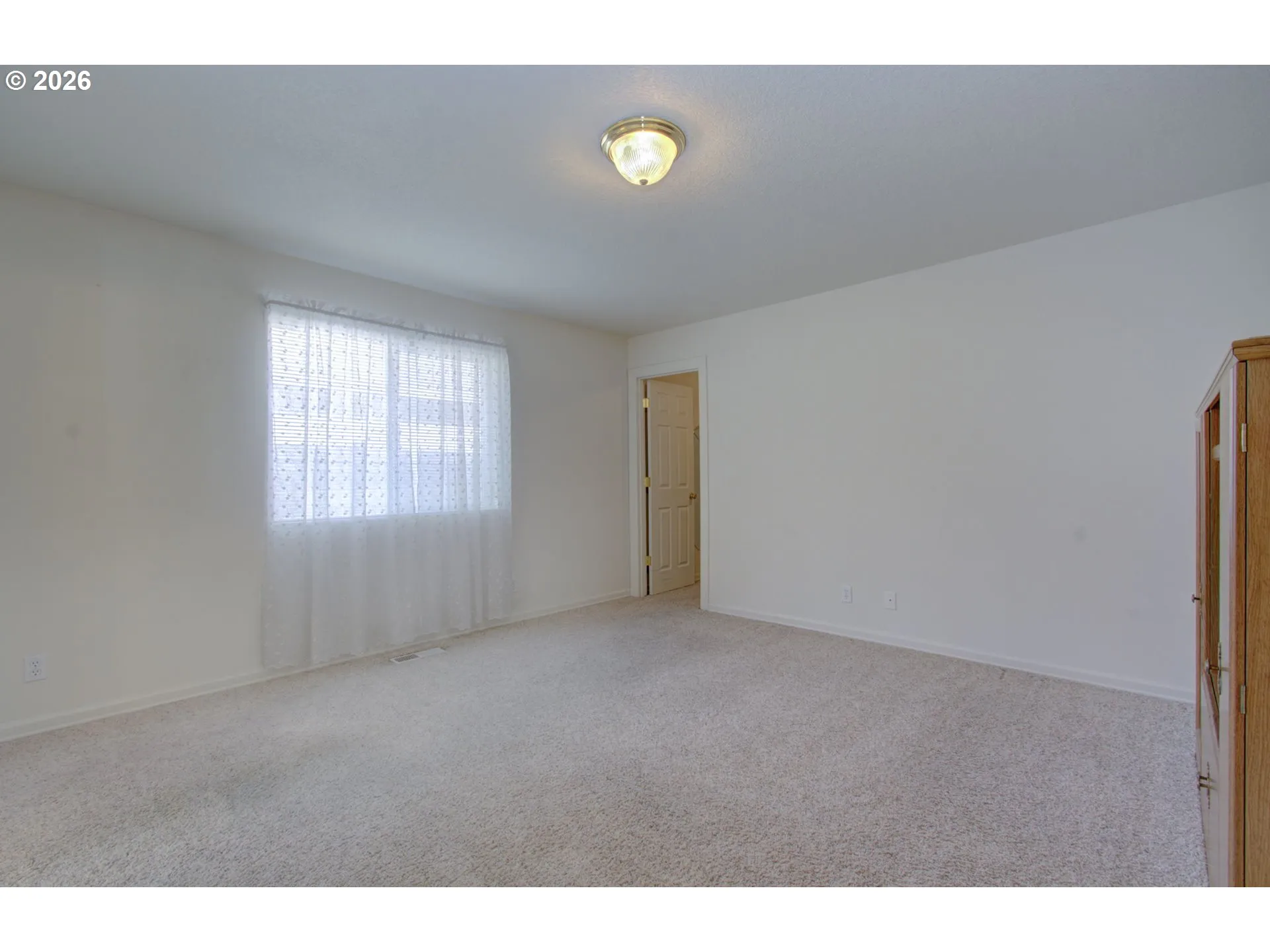 Bedroom, Primary