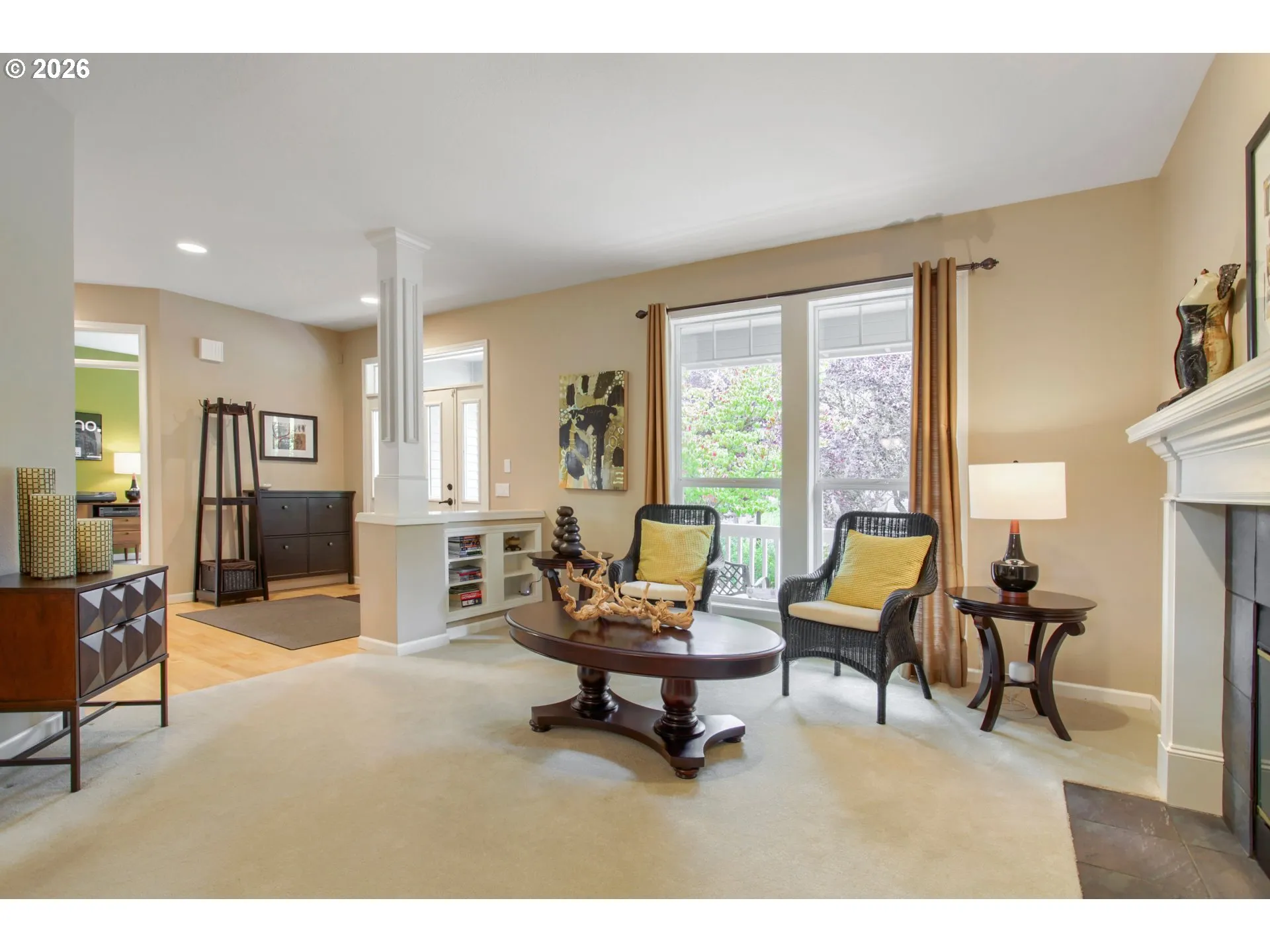 Living Room-Built-In Shelving