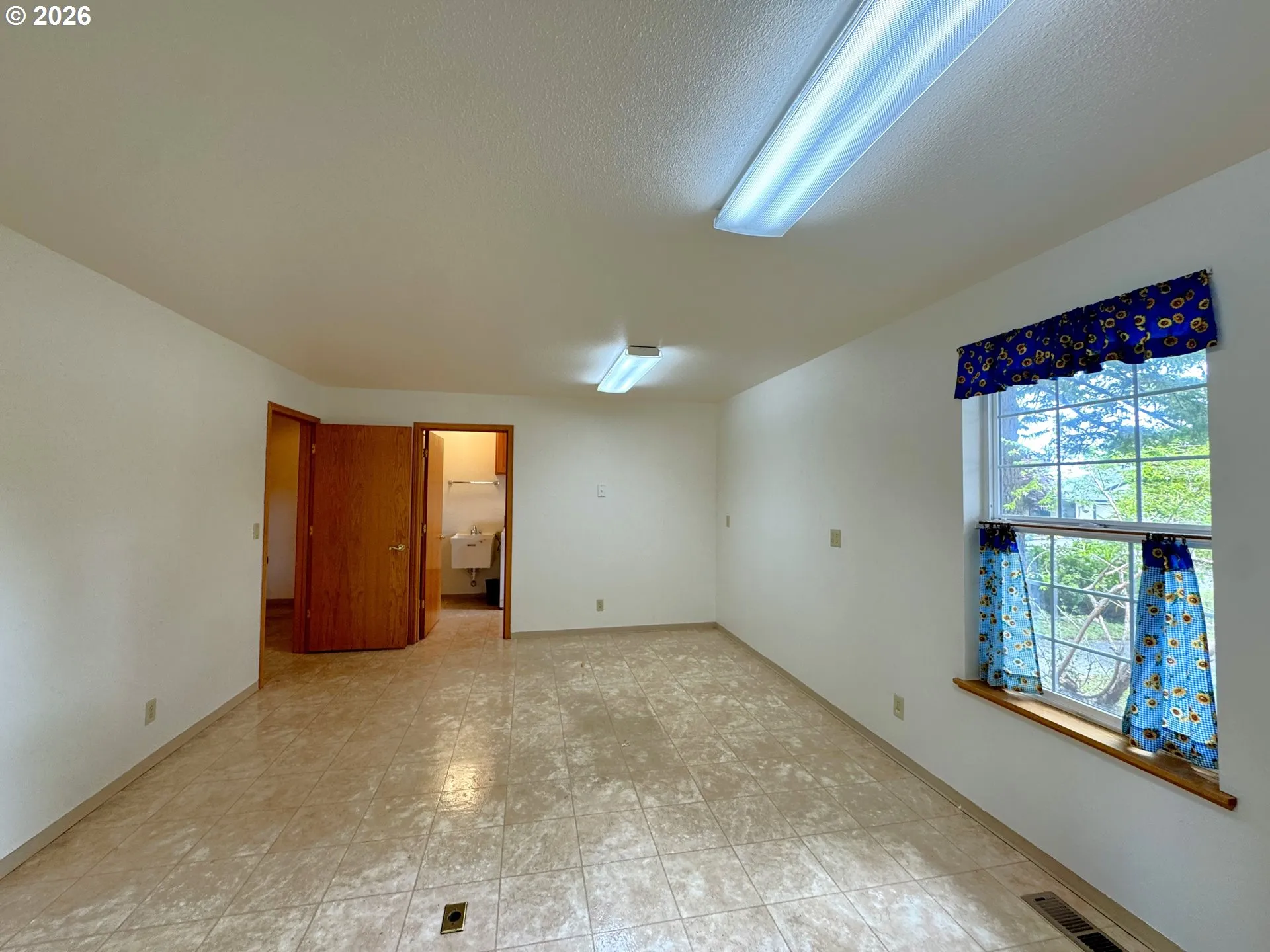 Bonus Room-Lower
