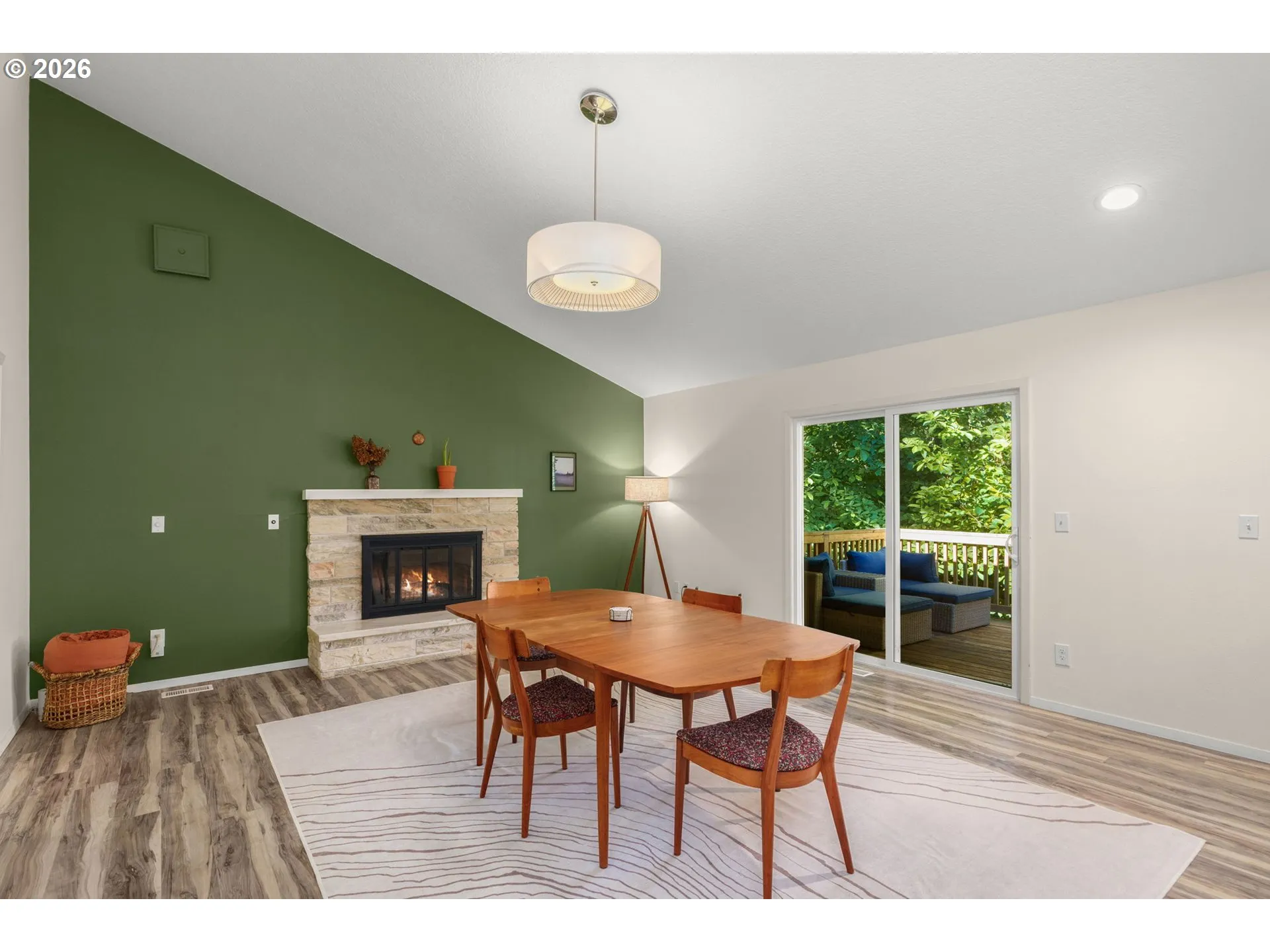 Dining Room-Vaulted Ceilings