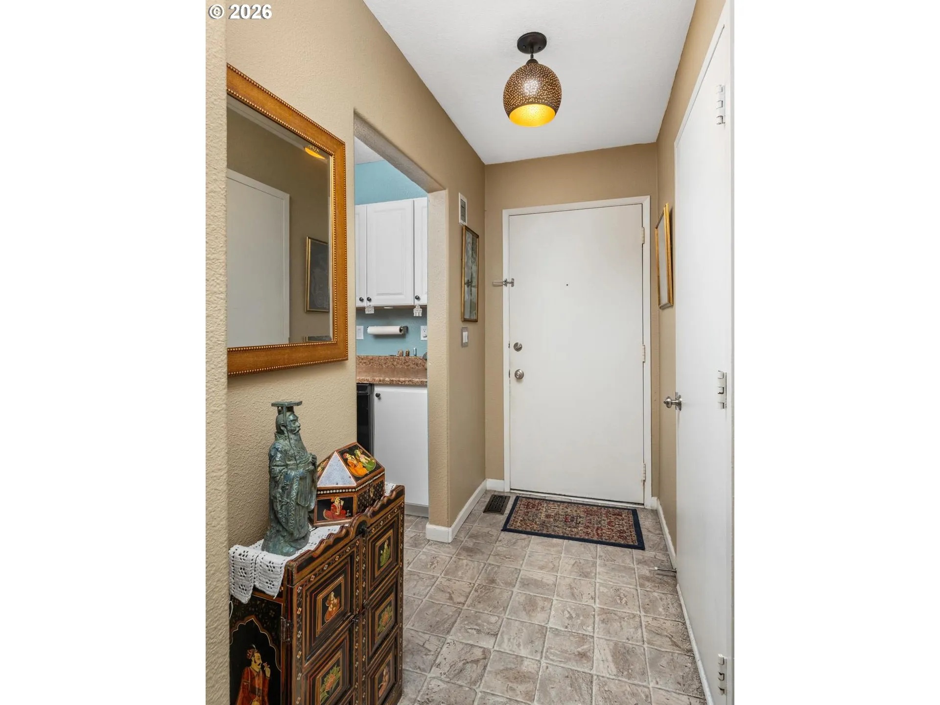 Entrance/Foyer