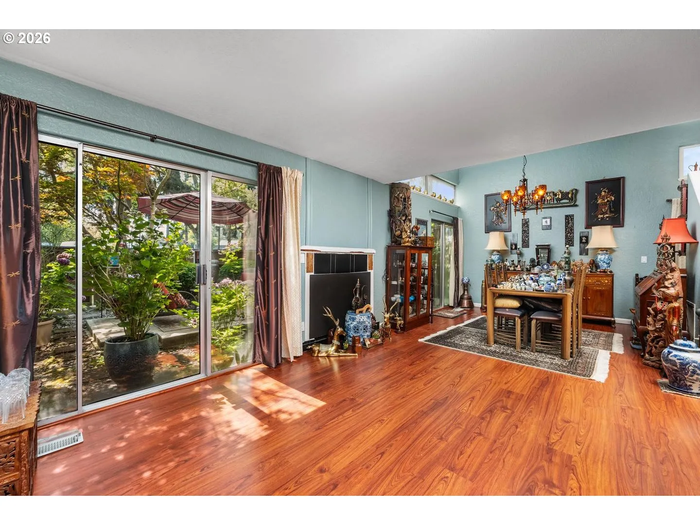 Living Room/Dining Room
