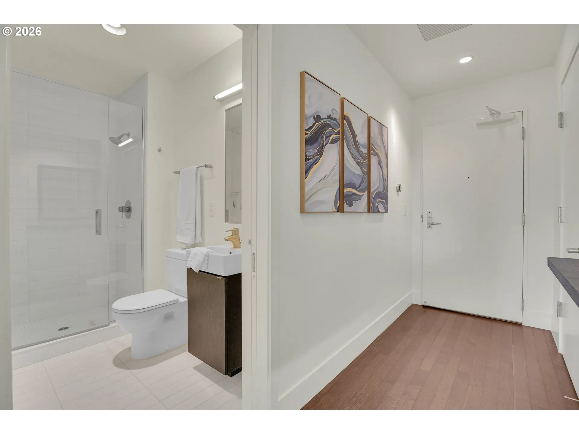 Bathroom-Hall
