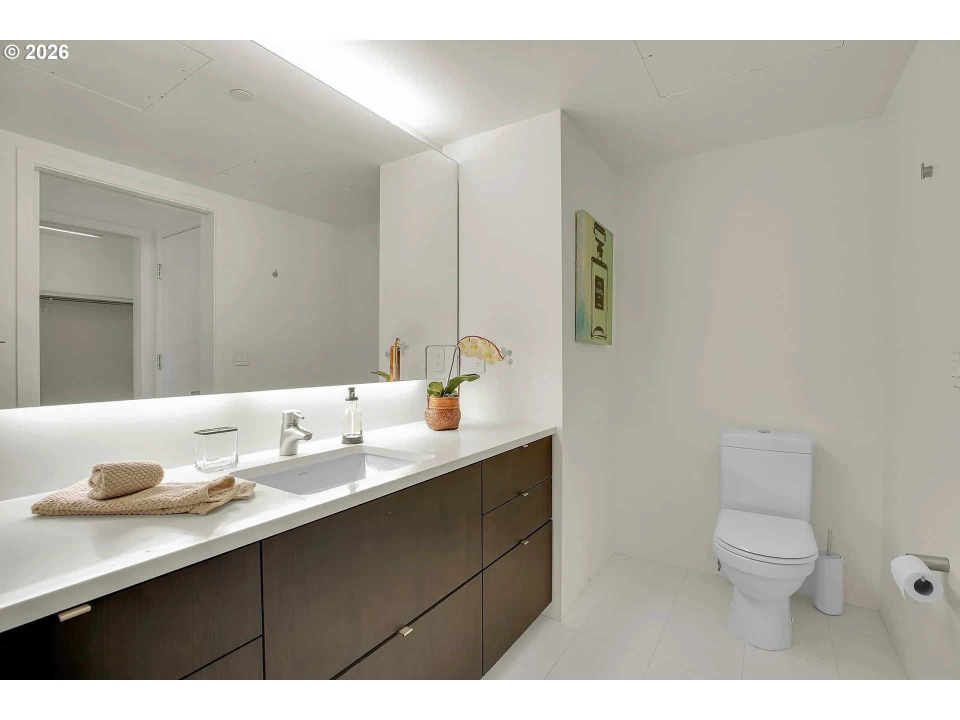 Bathroom, Attached
