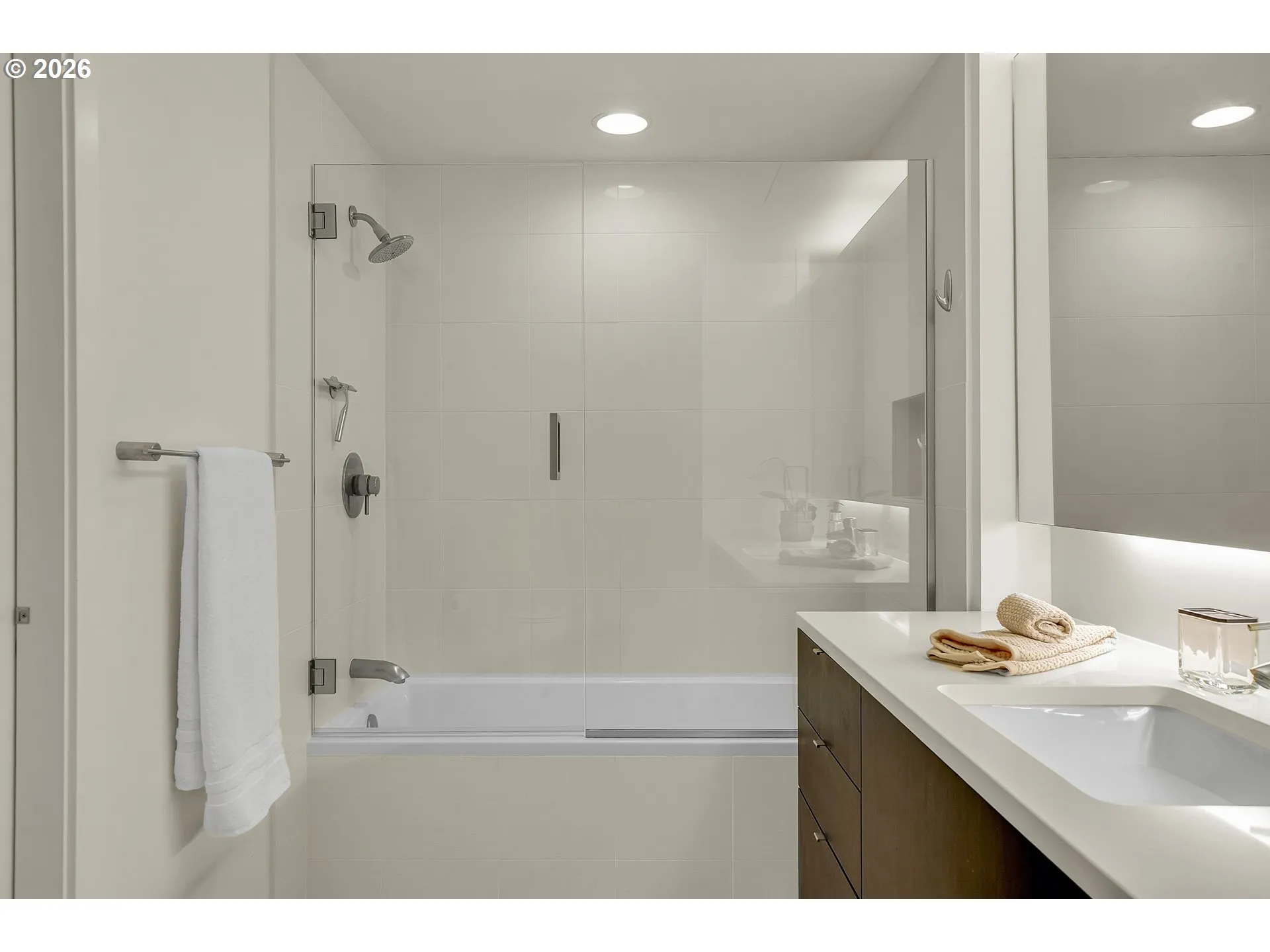Bathroom, Attached