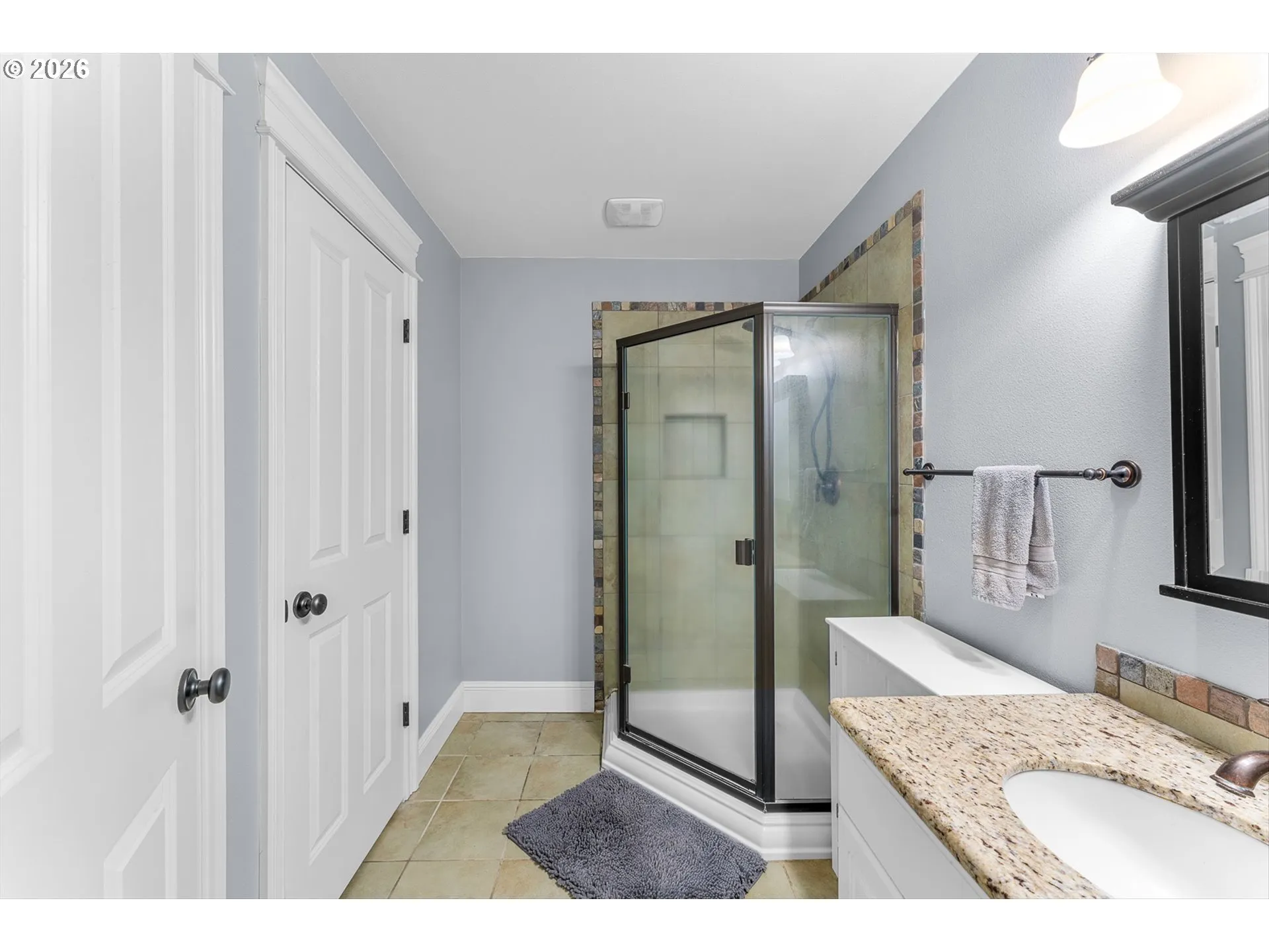 Bathroom, Attached-Lower