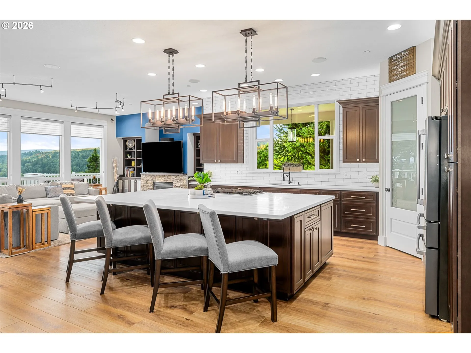 Kitchen-Island