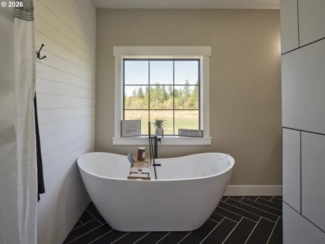 Primary Bedroom-Attached Bathroom