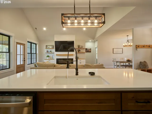 Kitchen-Island