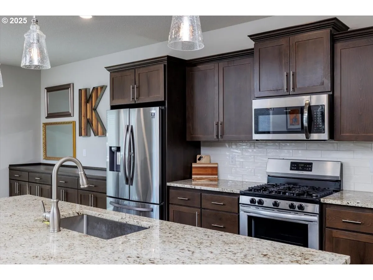 Kitchen-Island