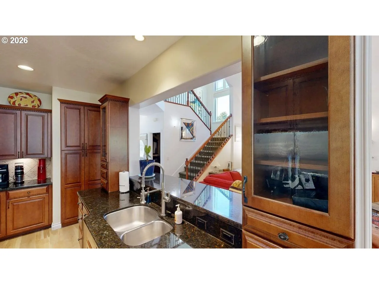 Kitchen-Breakfast Bar