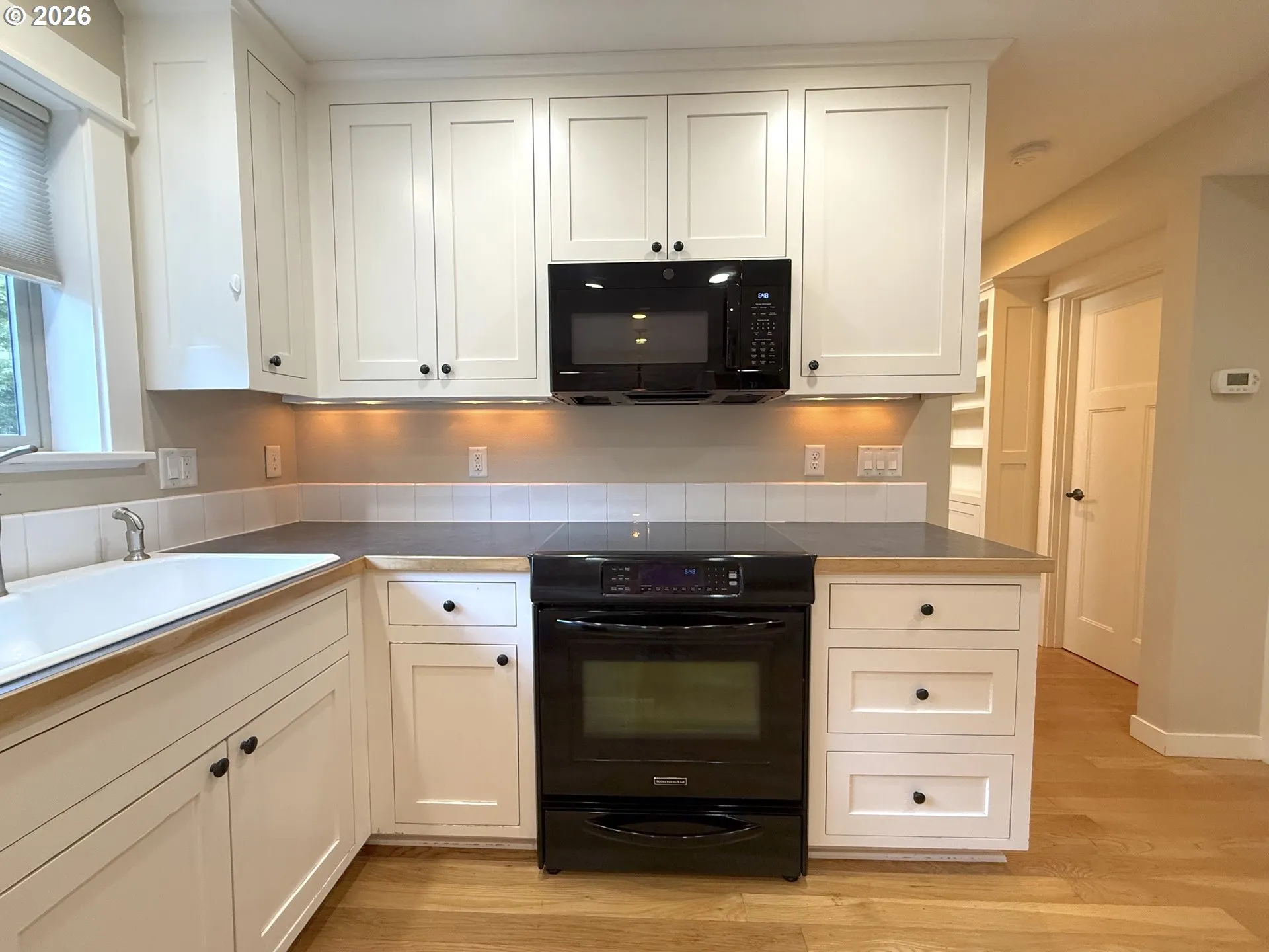 Kitchen-Oven