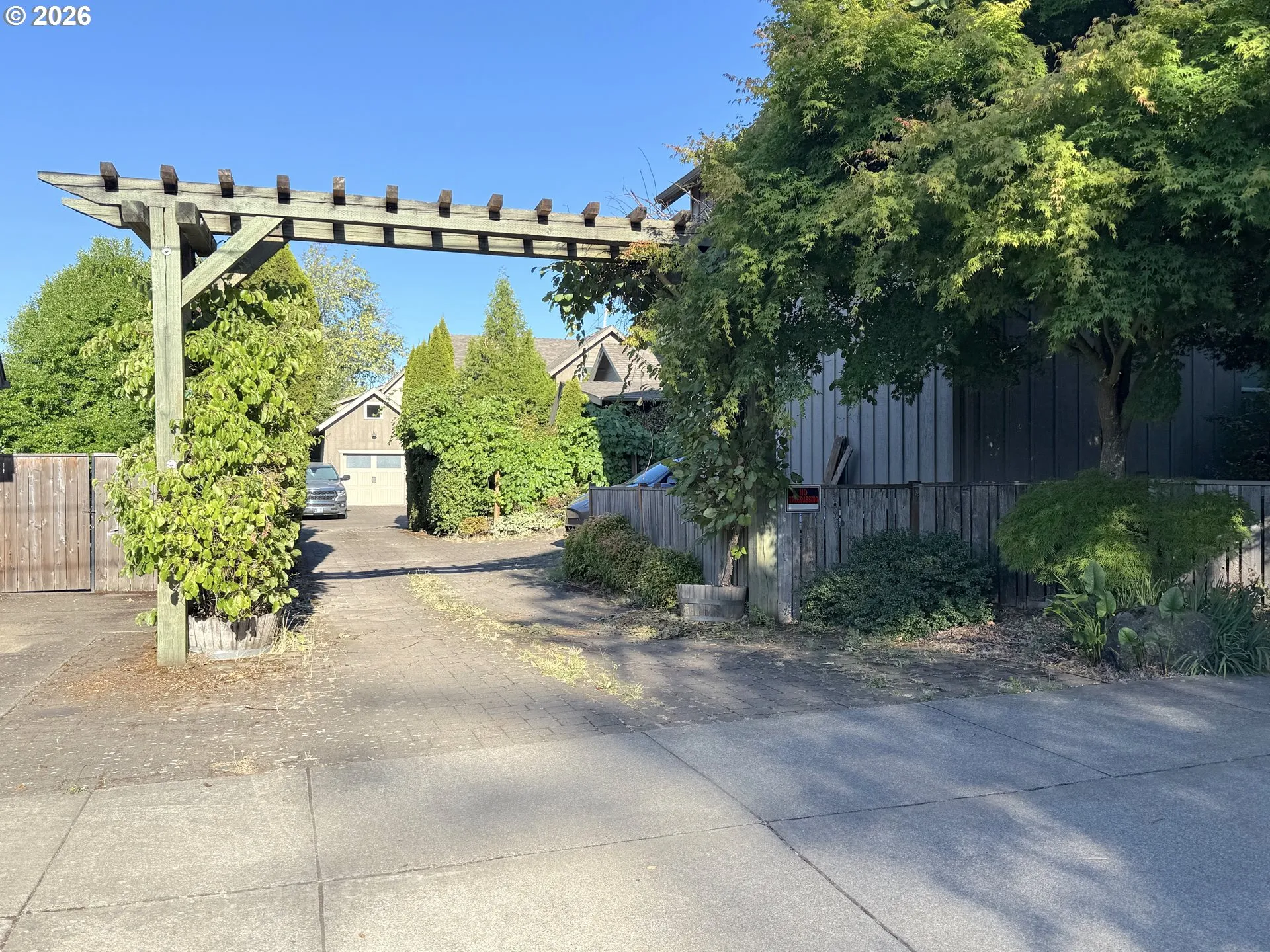 Driveway-Shared