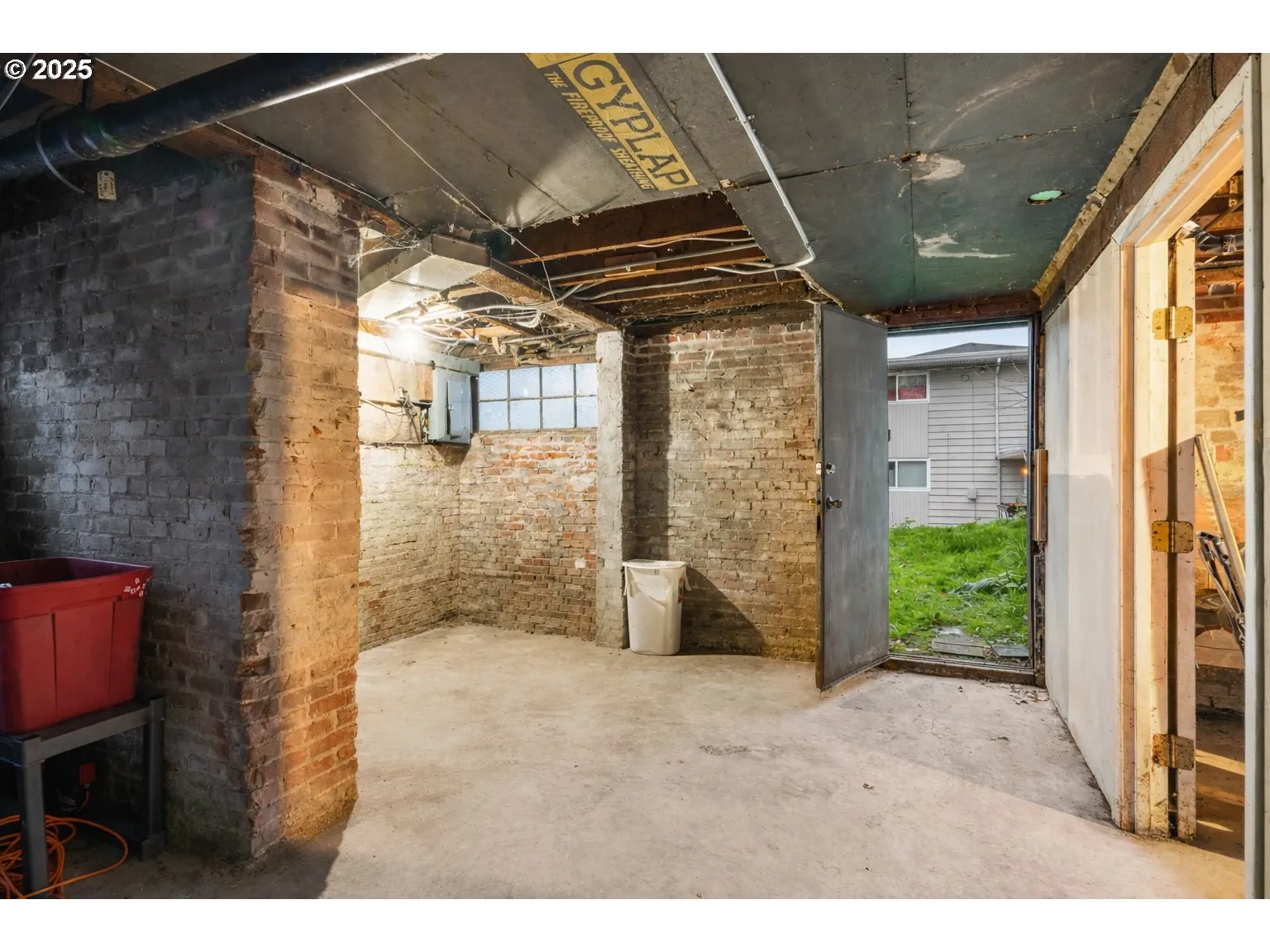 Basement-Partially Finished