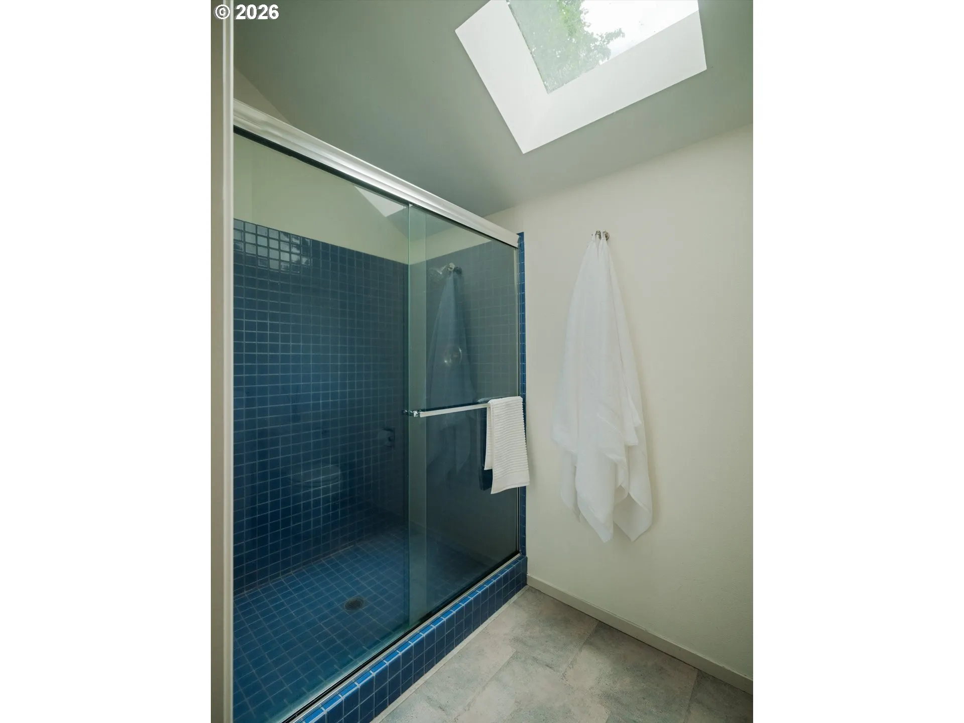 Bathroom-Upper