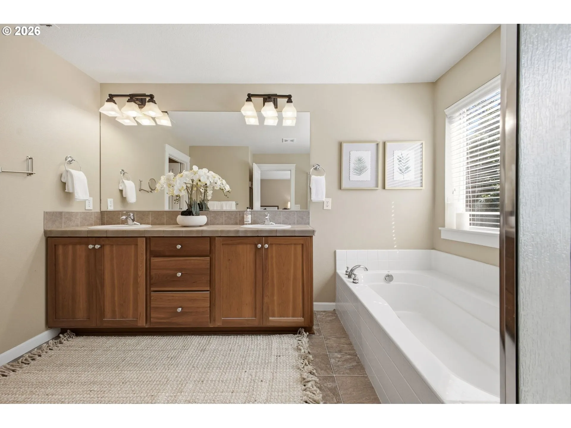 Owner's Suite Bathroom-Garden Tub