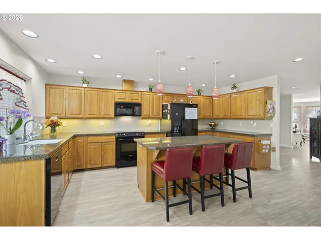 Kitchen-Island