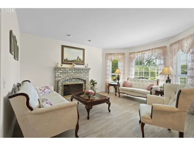 Living Room-Fireplace