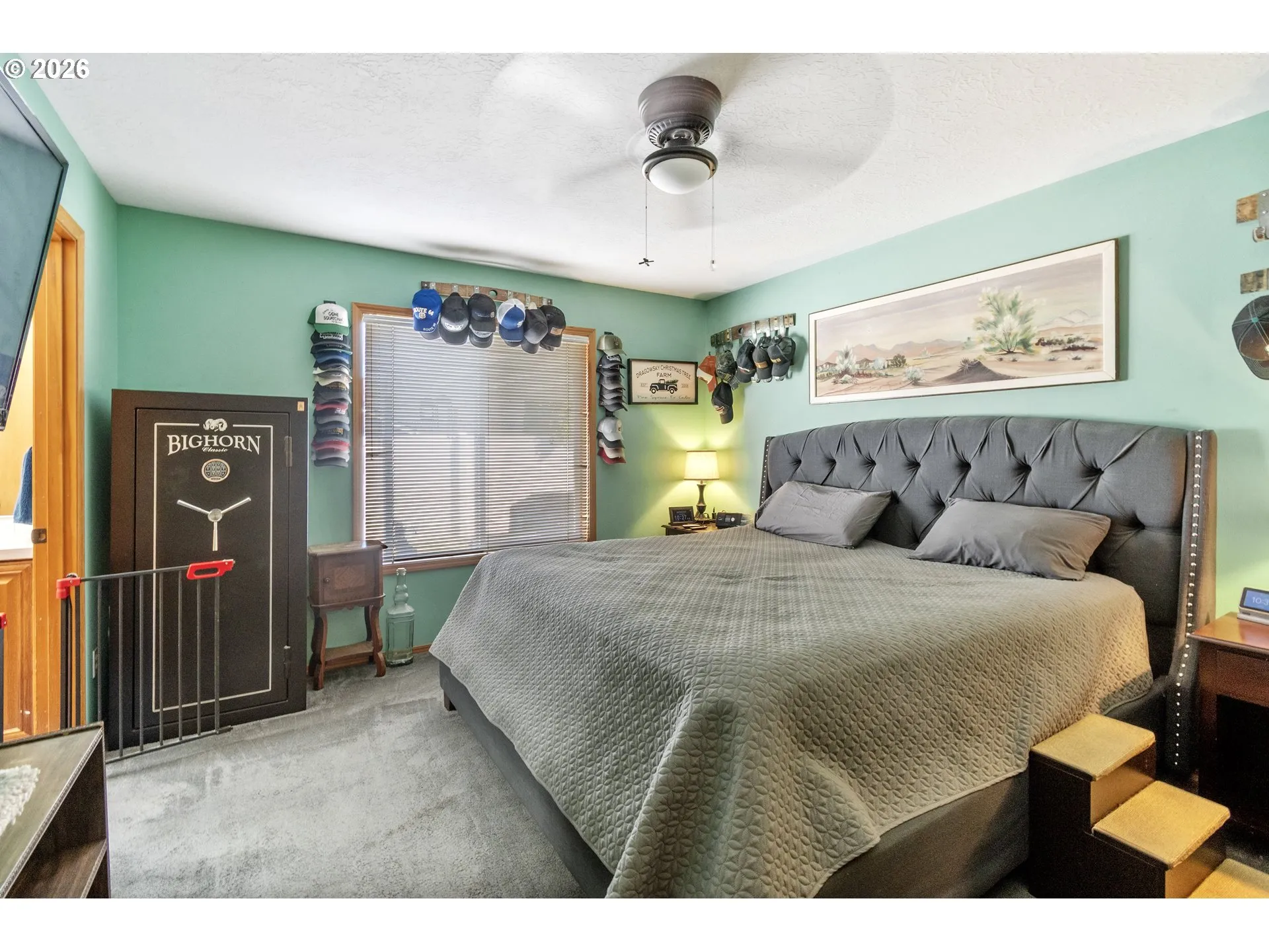 Bedroom, Primary-Ceiling Fan