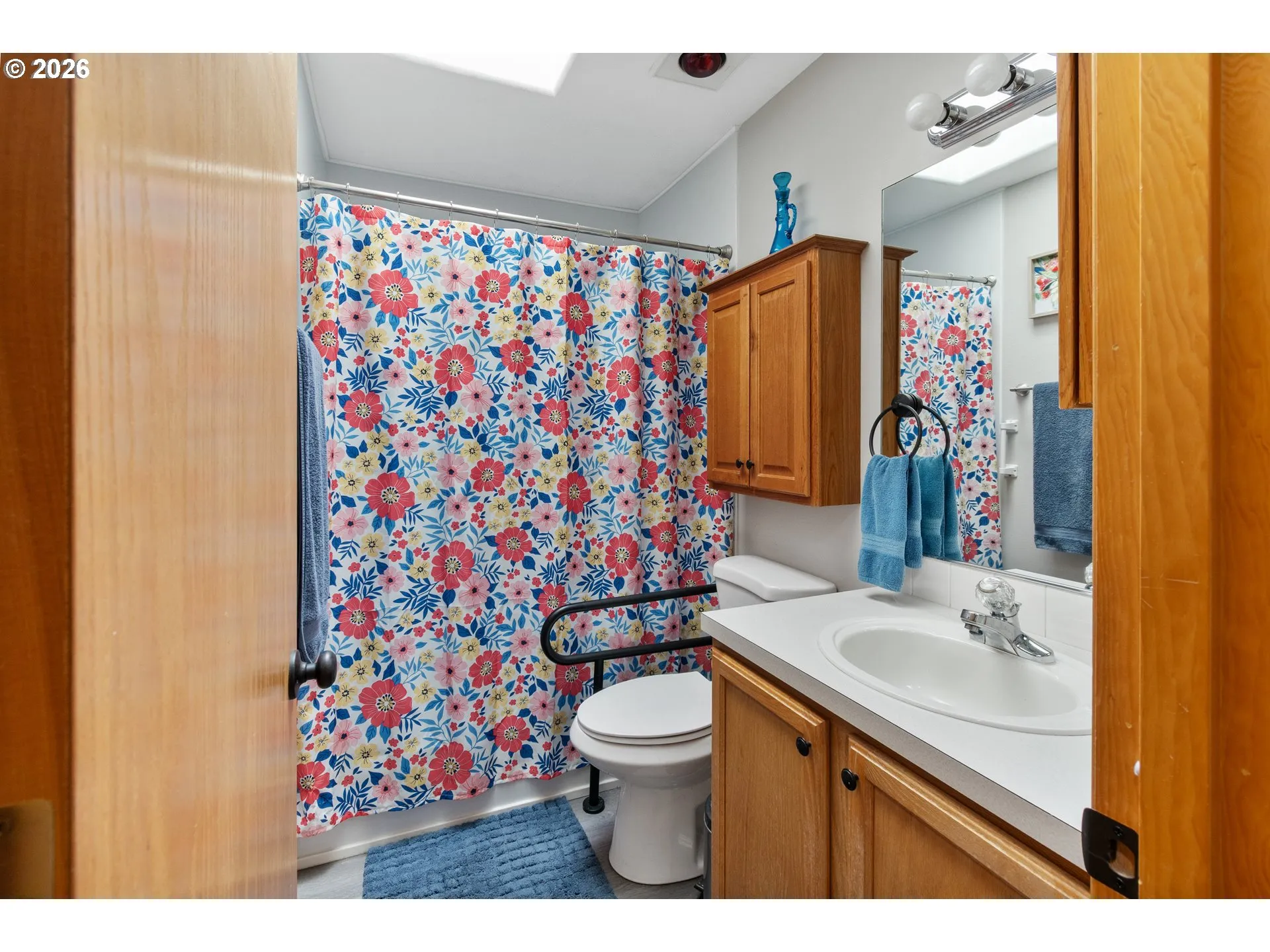Bathroom-Walk in Shower
