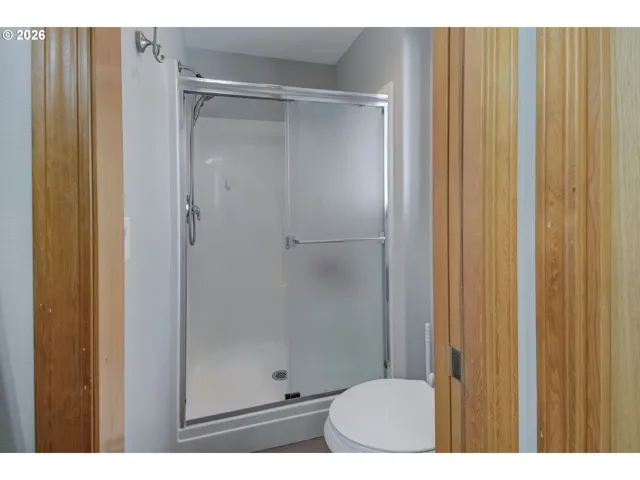 Bathroom-Walk in Shower
