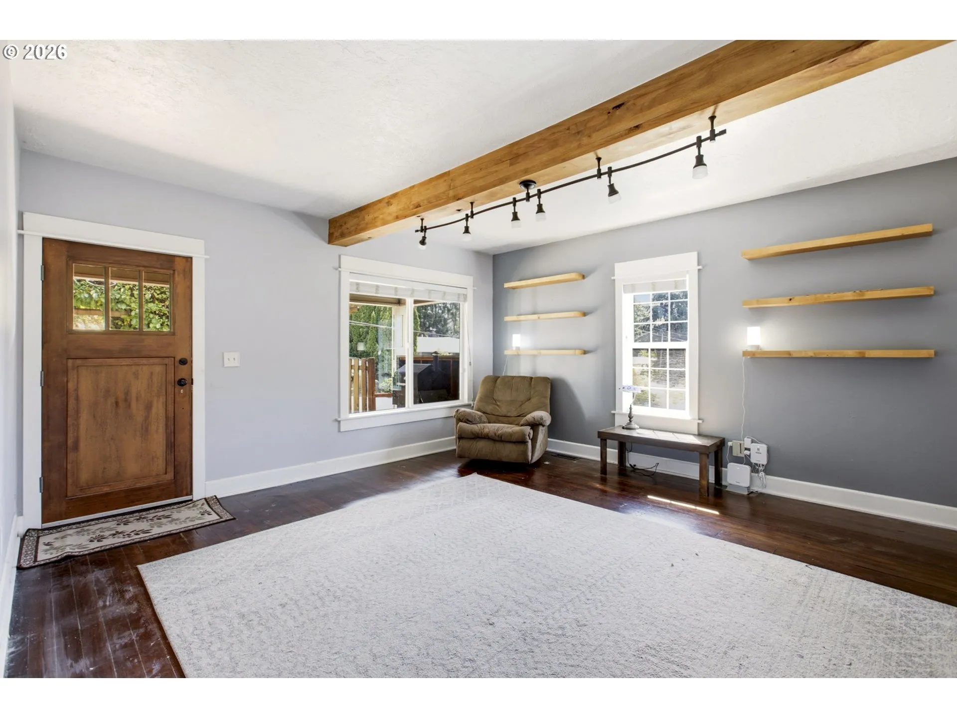 Living Room-Built-In Shelving