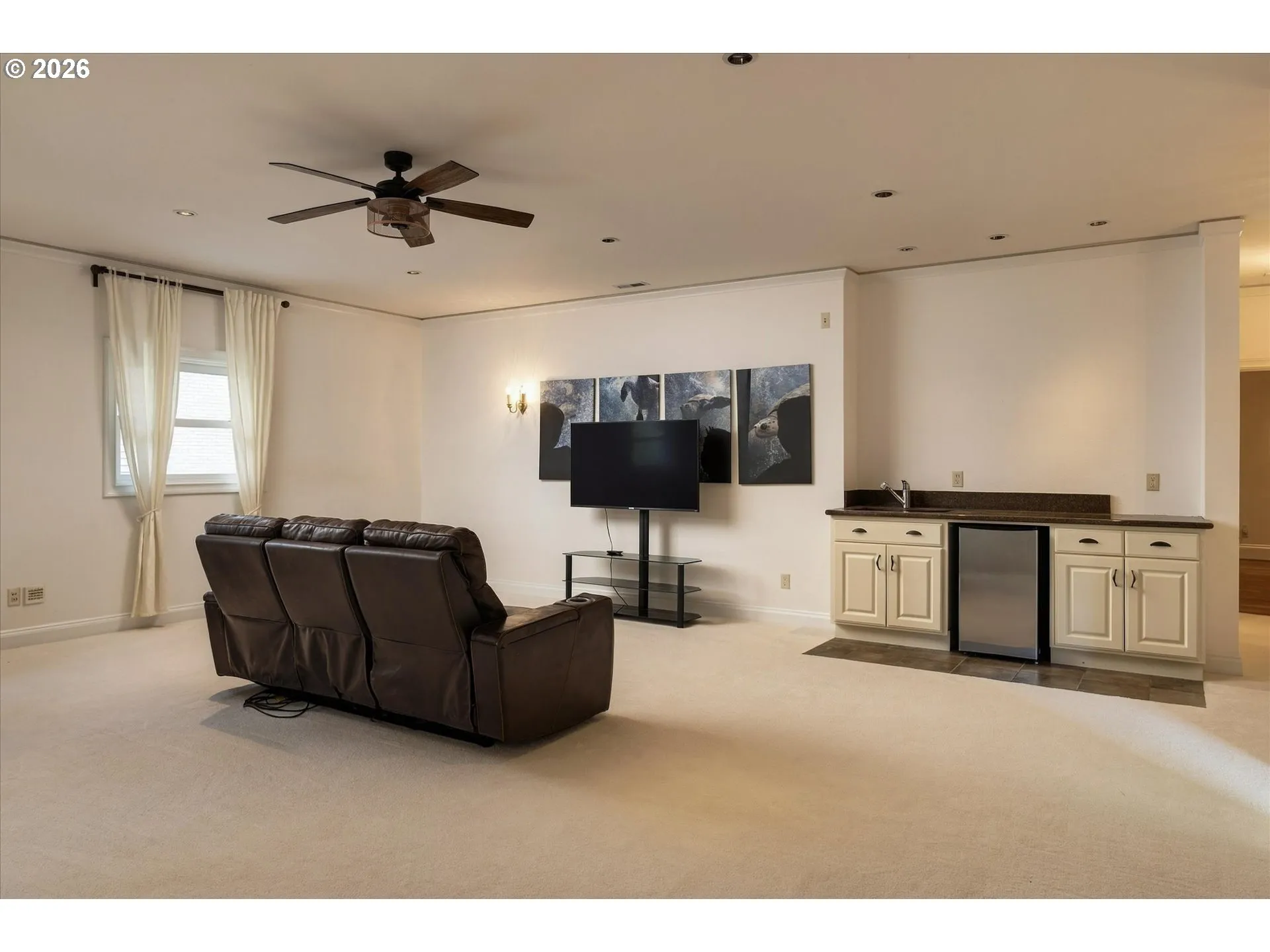 Bonus Room-Upper